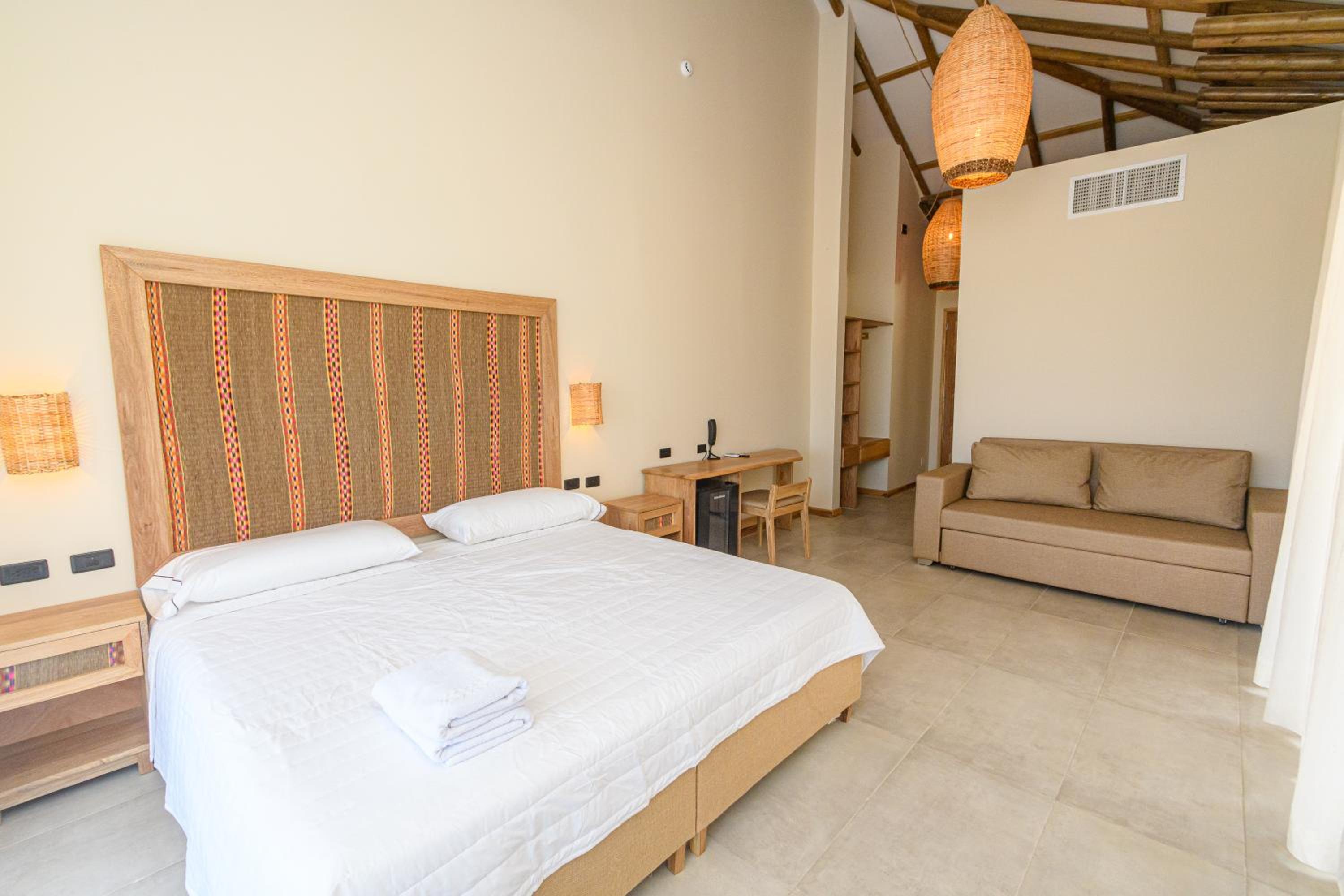 King Suite with Ocean View photo 2