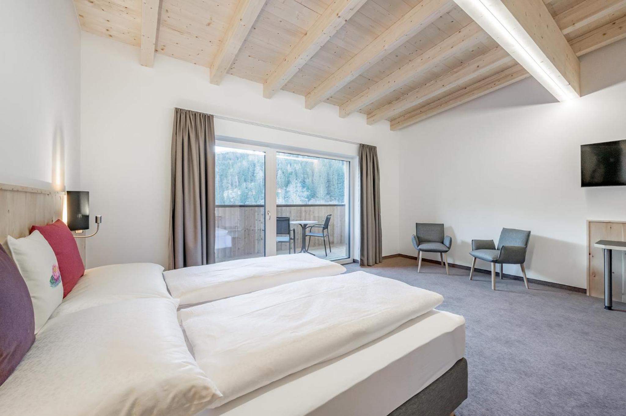 Junior Suite - Photo 12