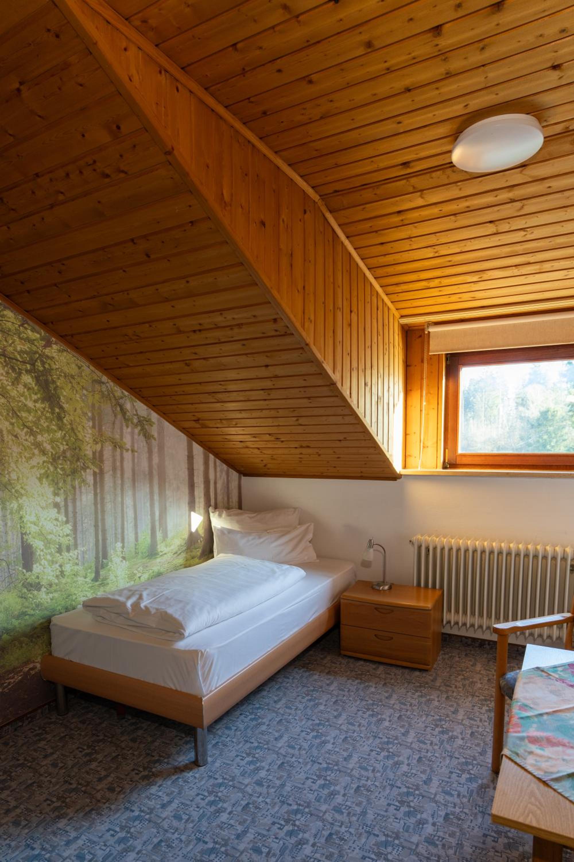 Standard Single Room