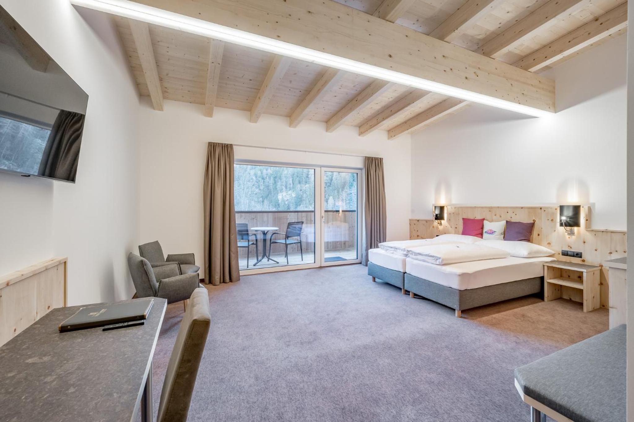 Junior Suite - Photo 11
