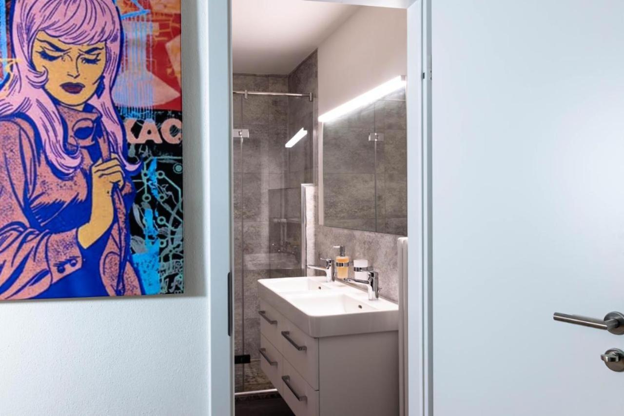 Double Room with Shared Bathroom photo 3