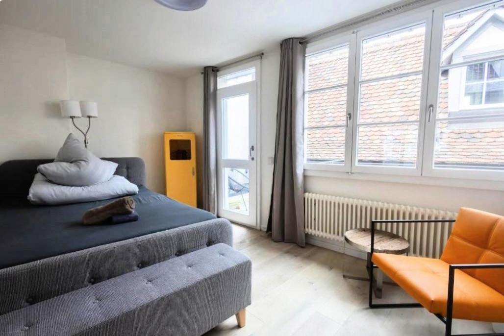 Double Room with Shared Bathroom photo 2