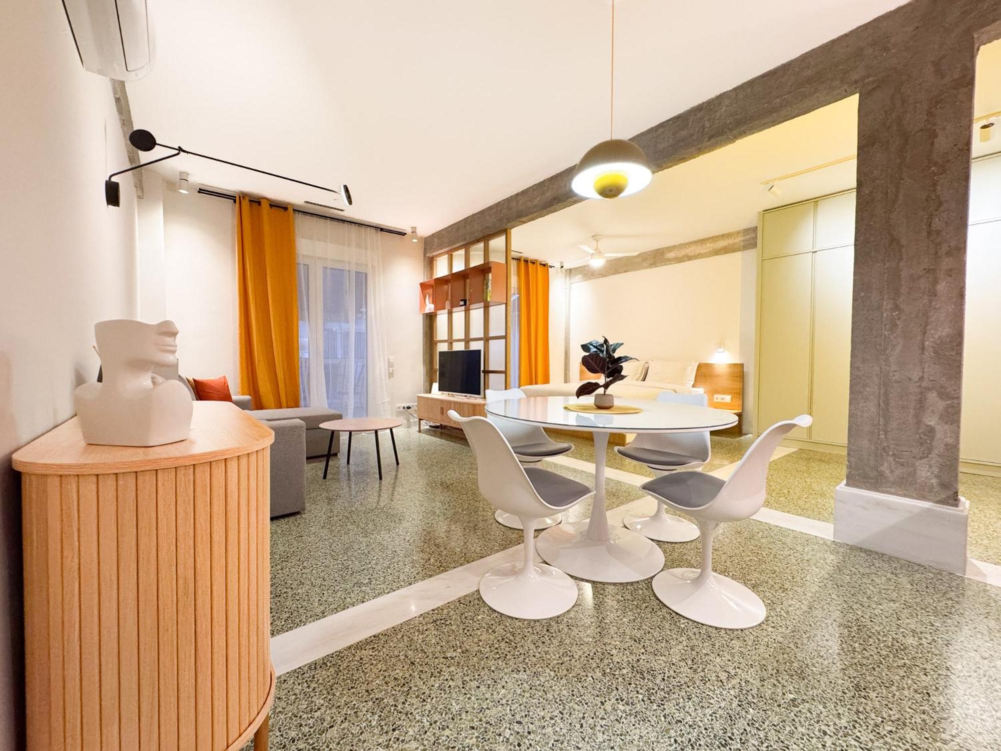Superior One-Bedroom Apartment with Balcony photo 2