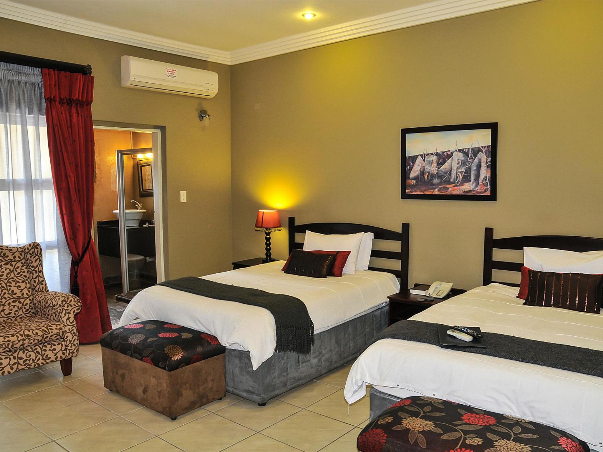 Luxury Quadruple Room - Photo 1