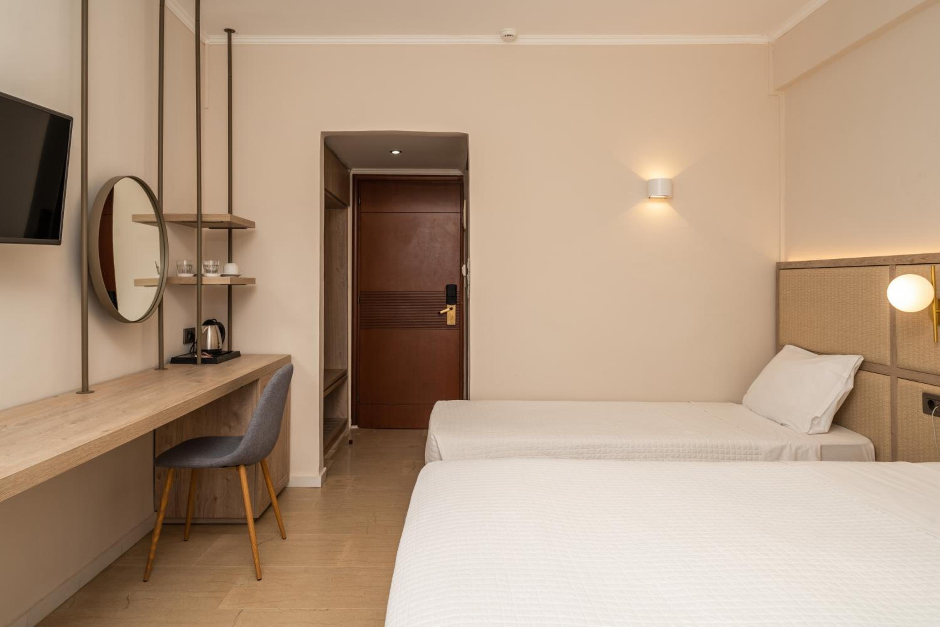Standard Double or Twin with Pool View (3 Pax)