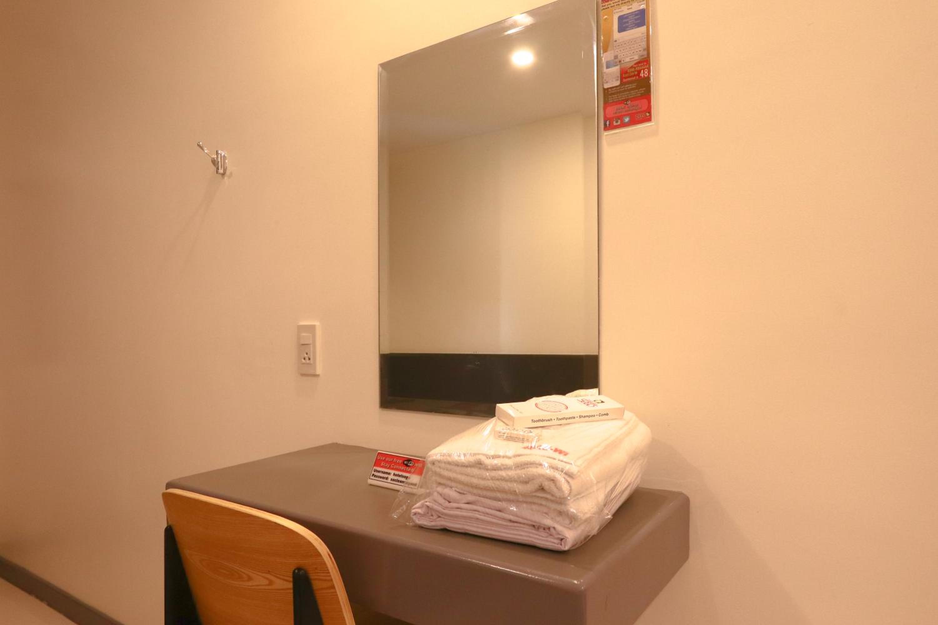 Premium Room - Photo 7