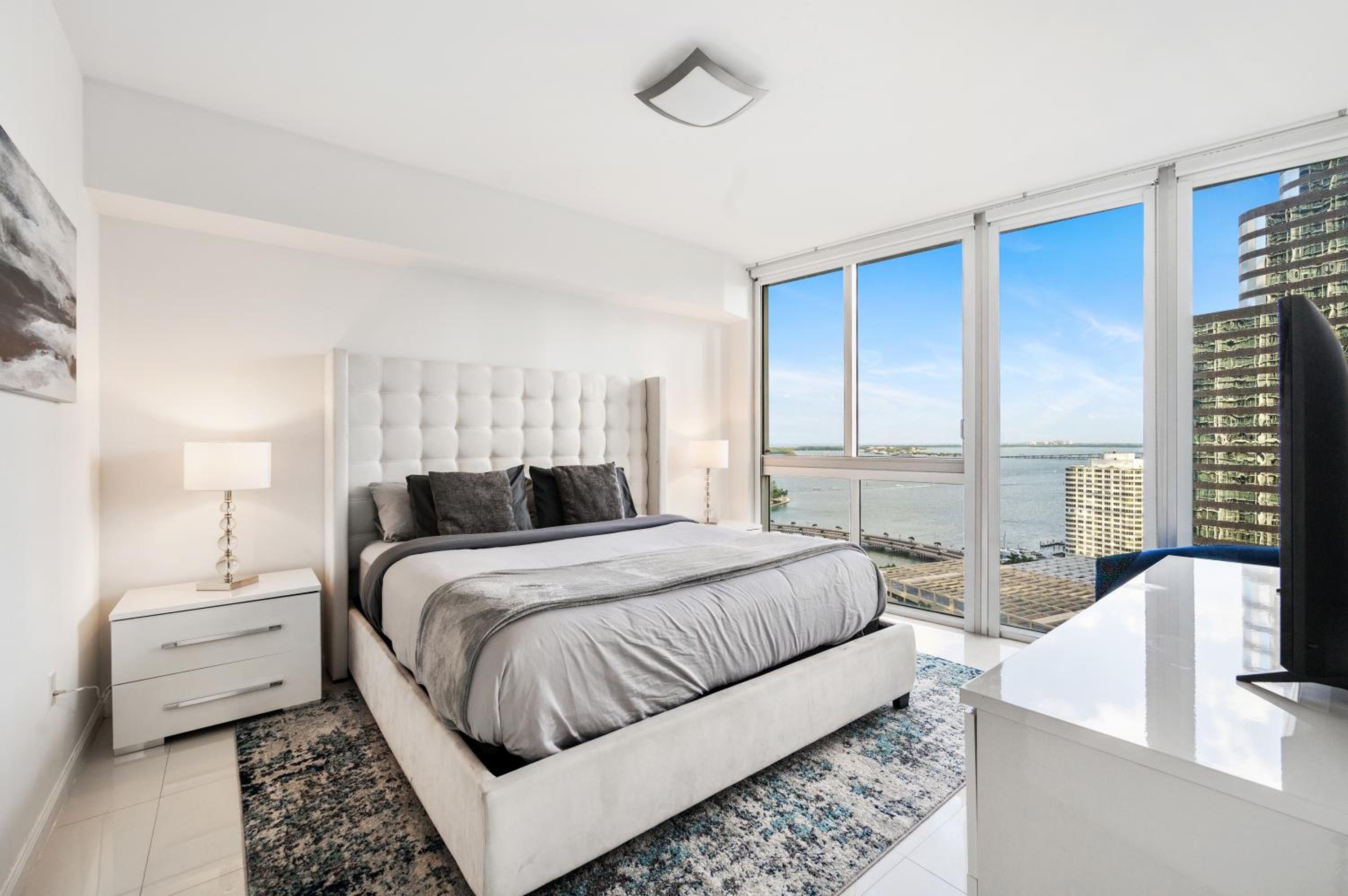 Two-Bedroom Deluxe Apartment with Ocean View photo 1