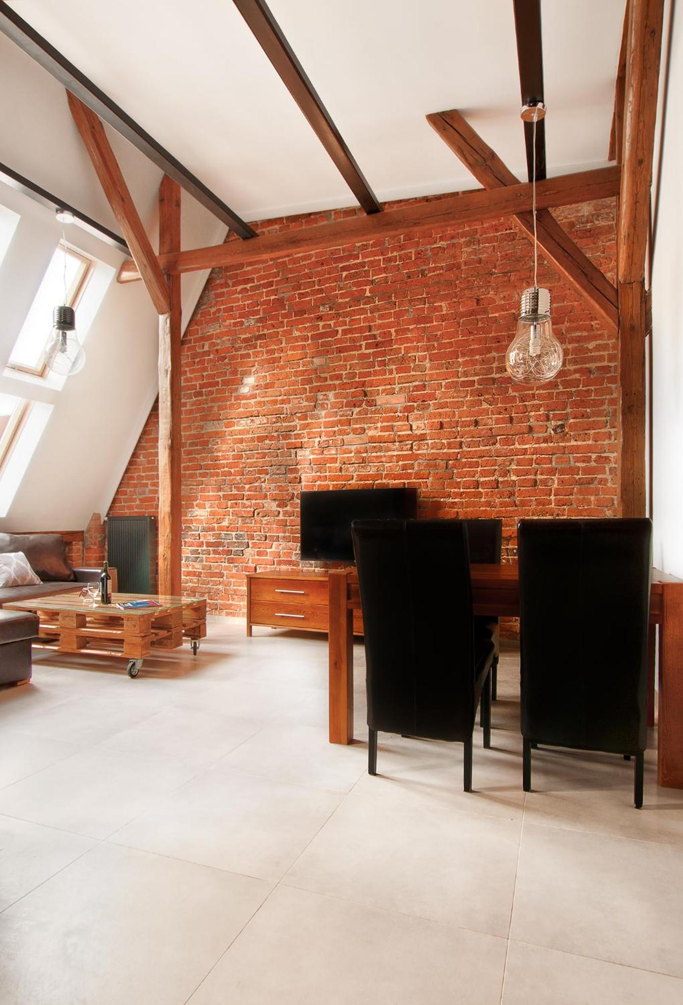 One-Bedroom Apartment - Photo 13