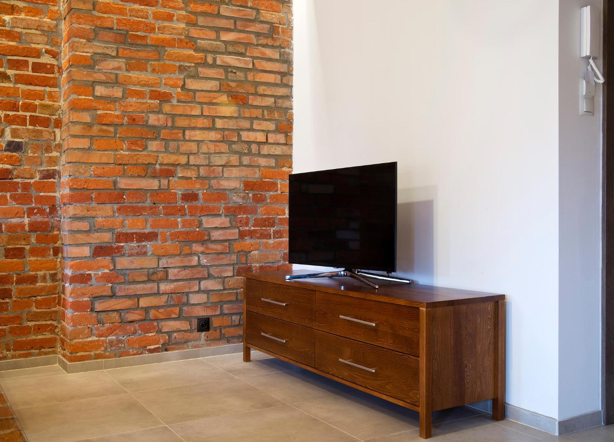 Studio Apartment - Photo 8
