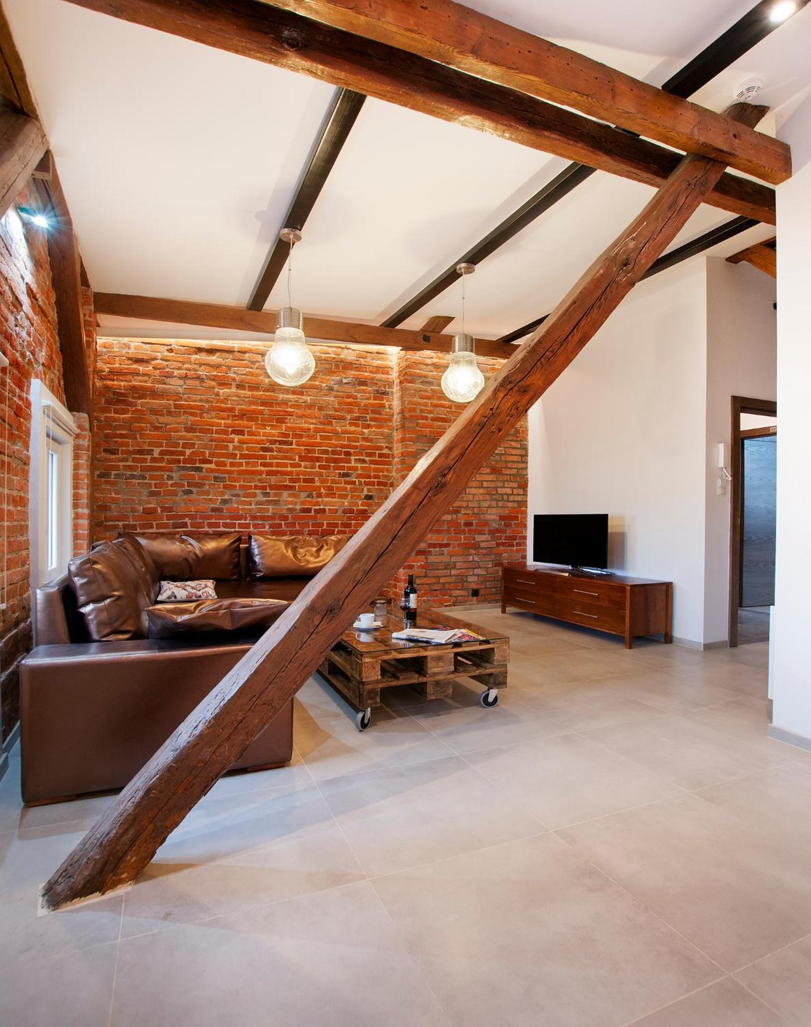 Studio Apartment - Photo 7