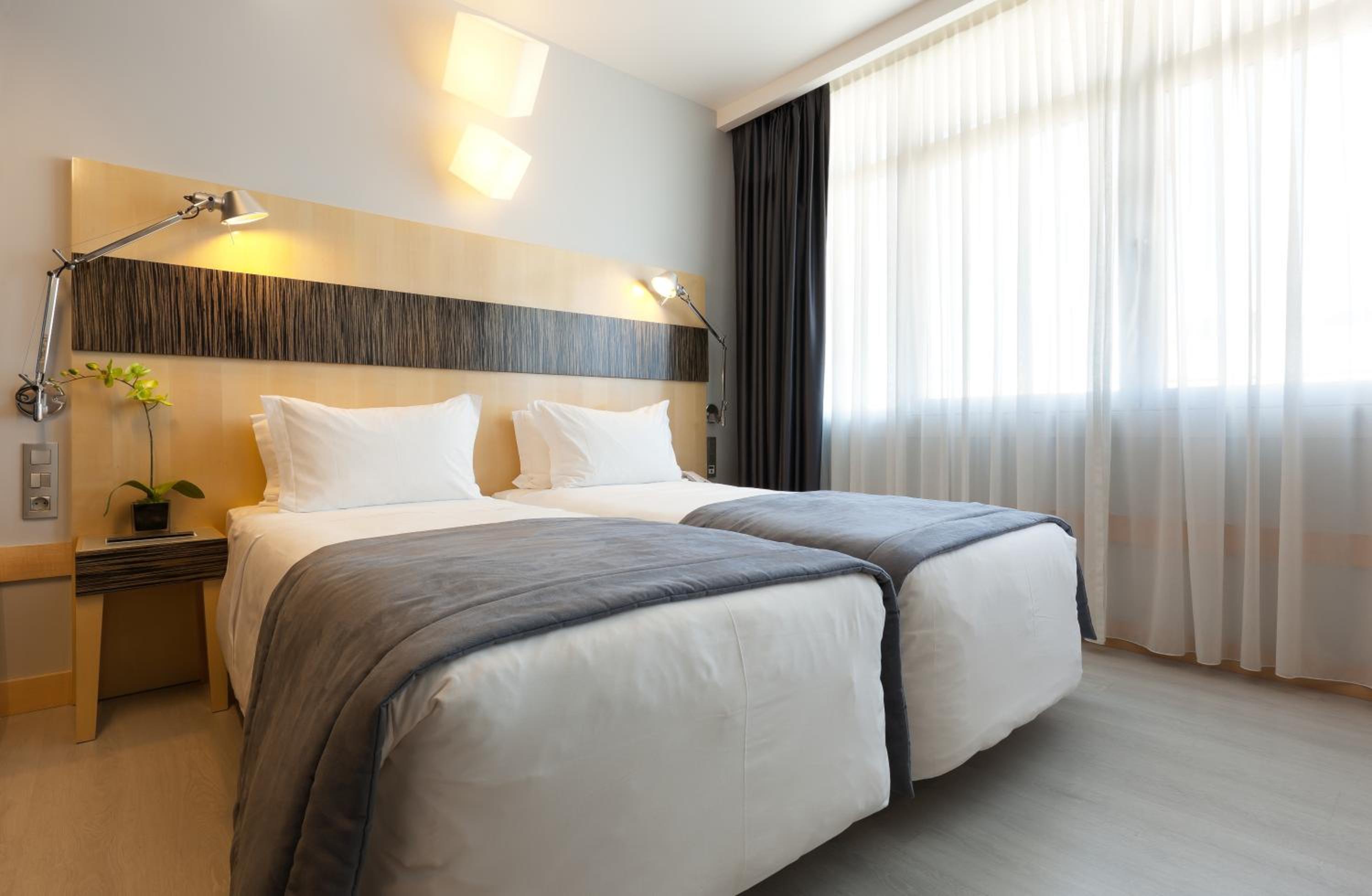 Twin Room - Photo 4