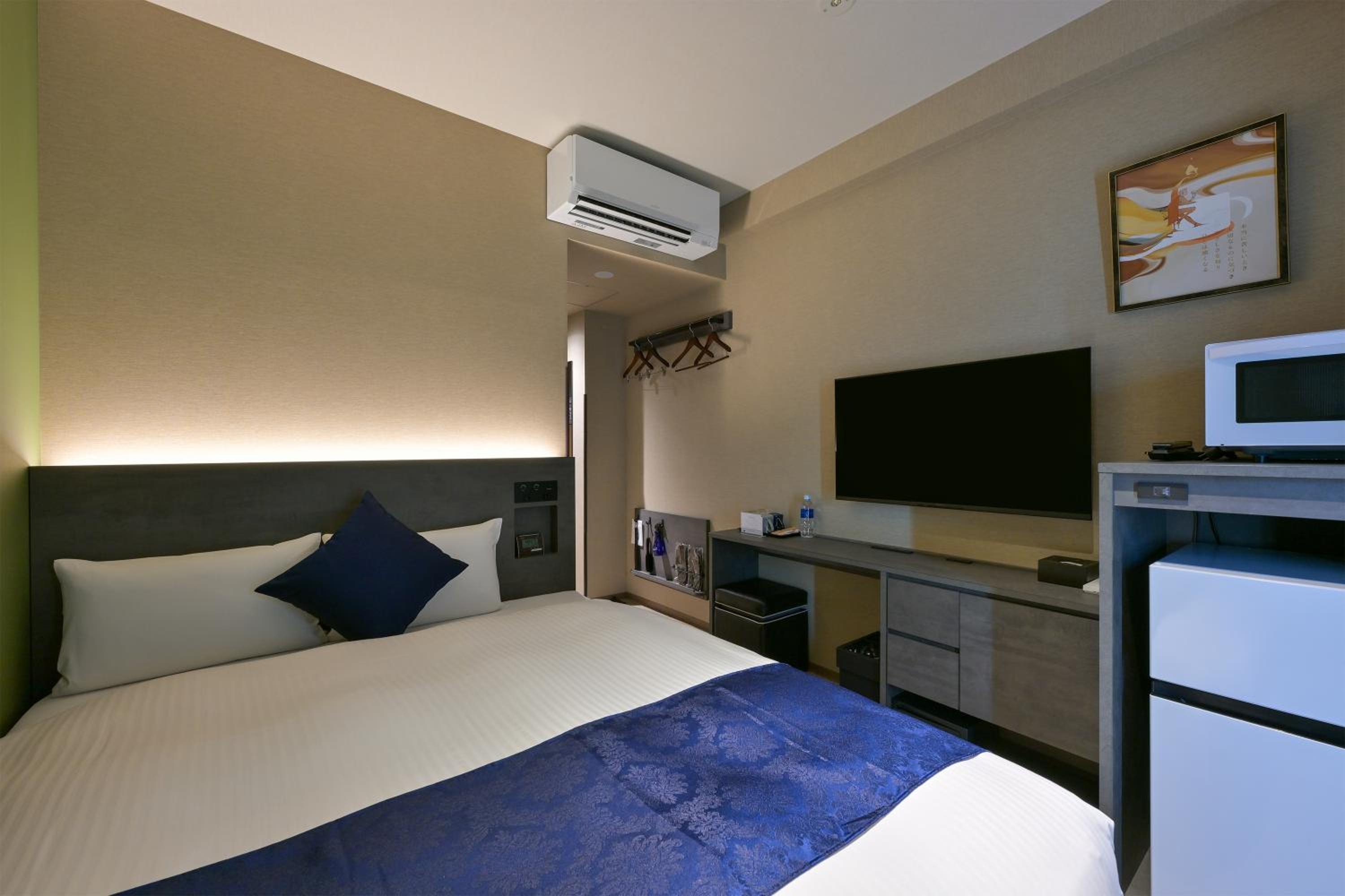 Economy Double Room - Photo 4