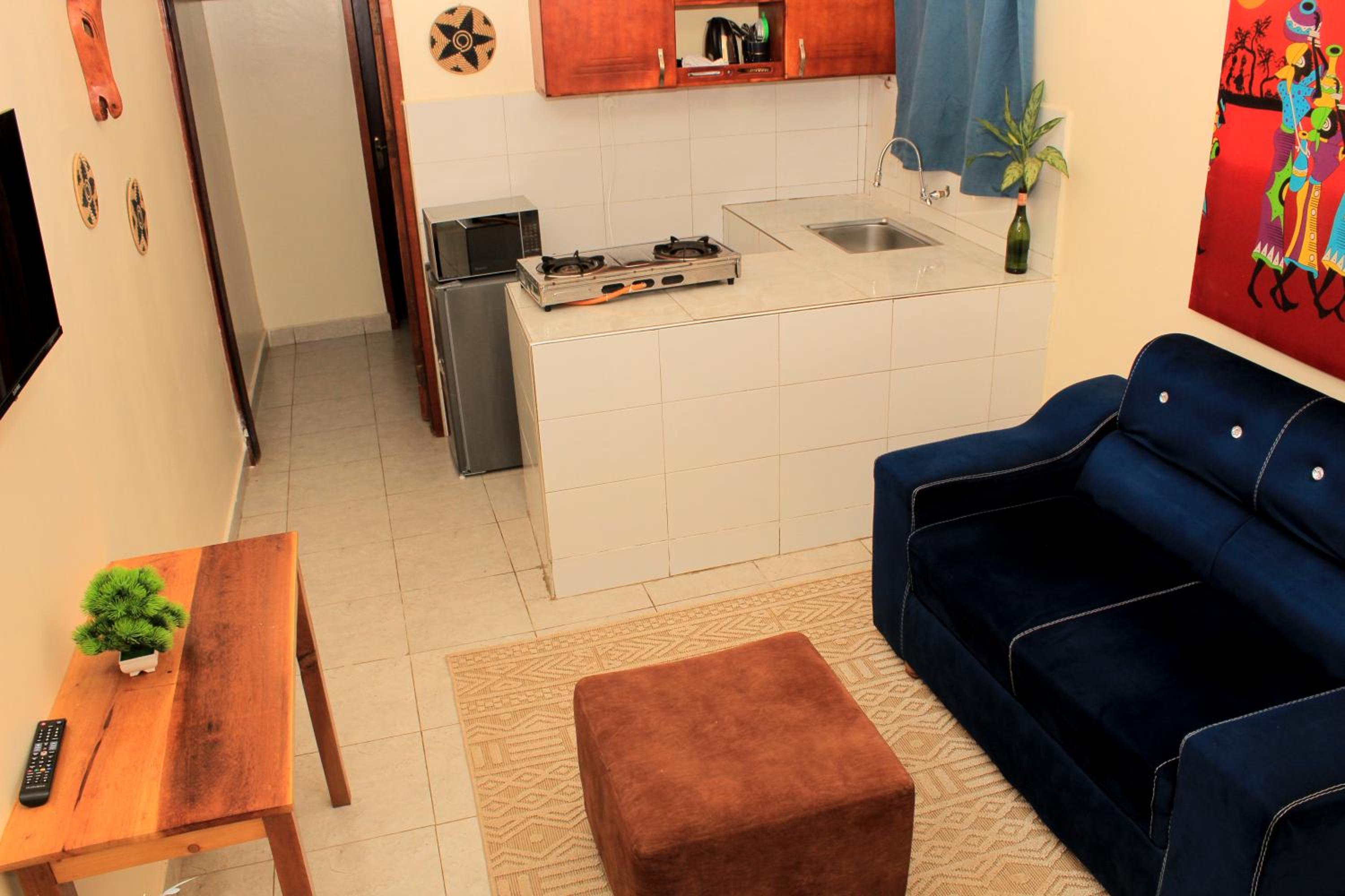 Triple Room with Private Bathroom photo 3