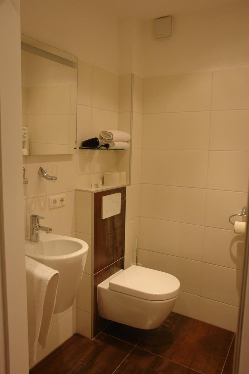 Single Room photo 2