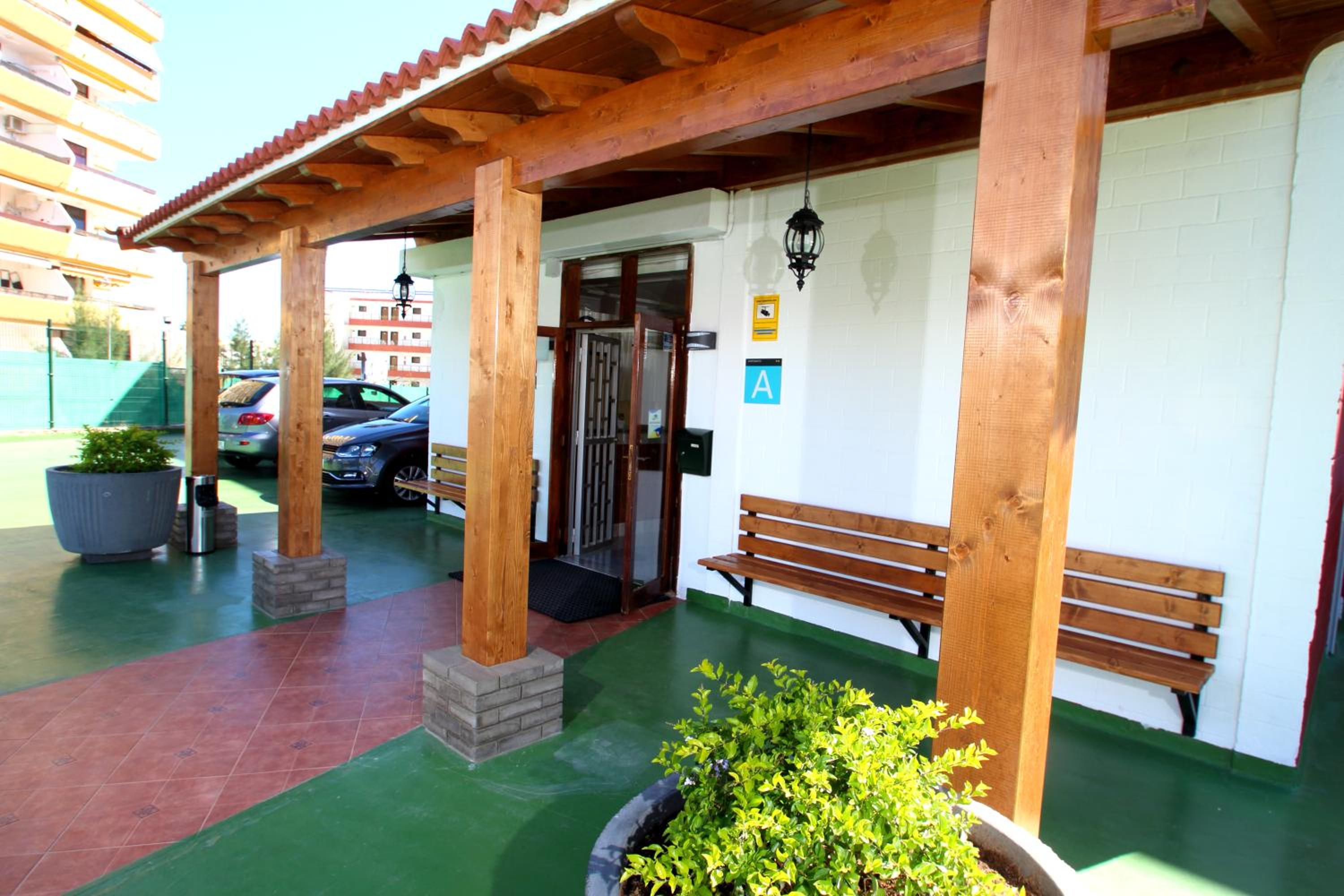 One Bedroom Apartment with Pool View photo 3