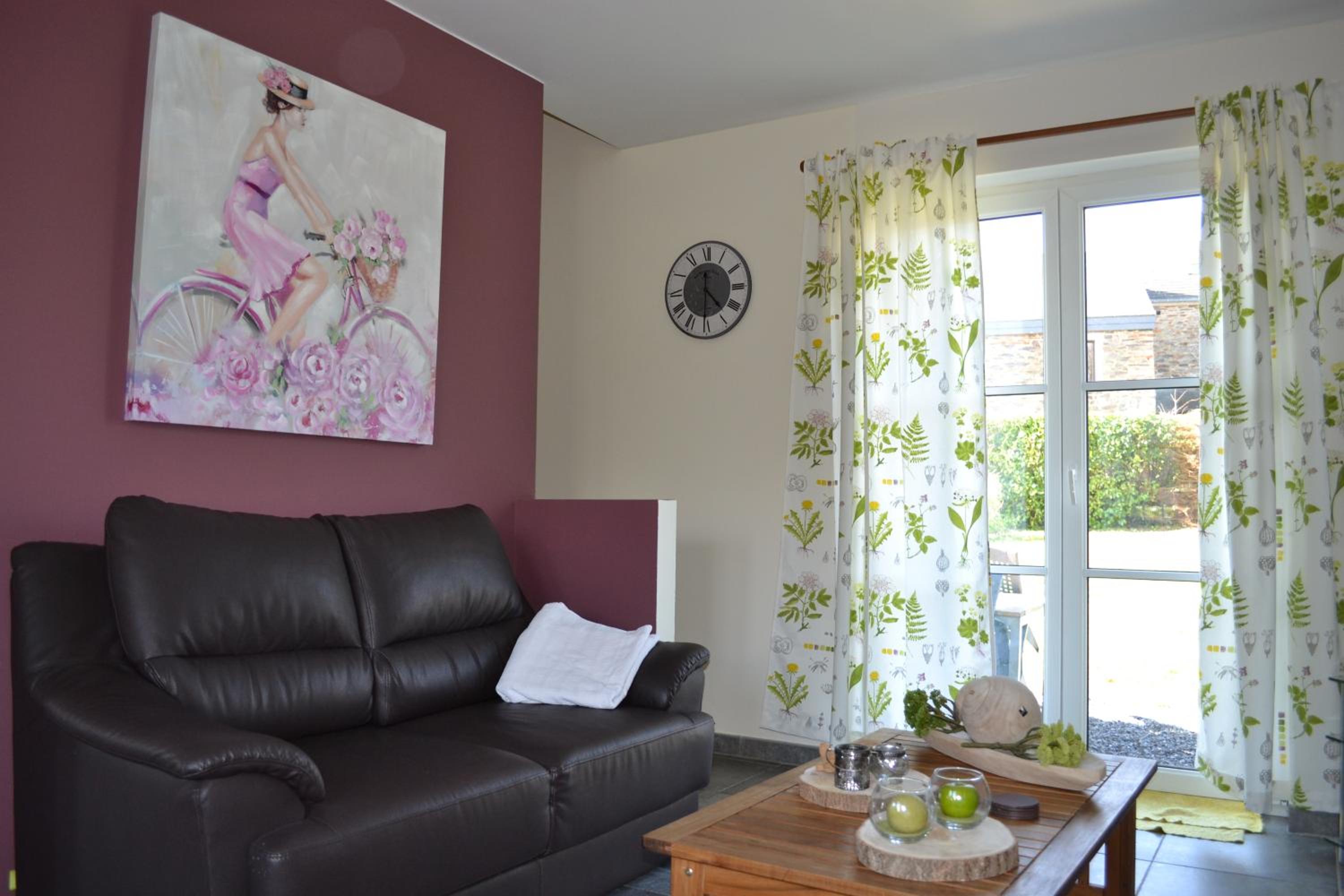Two-Bedroom House photo 2