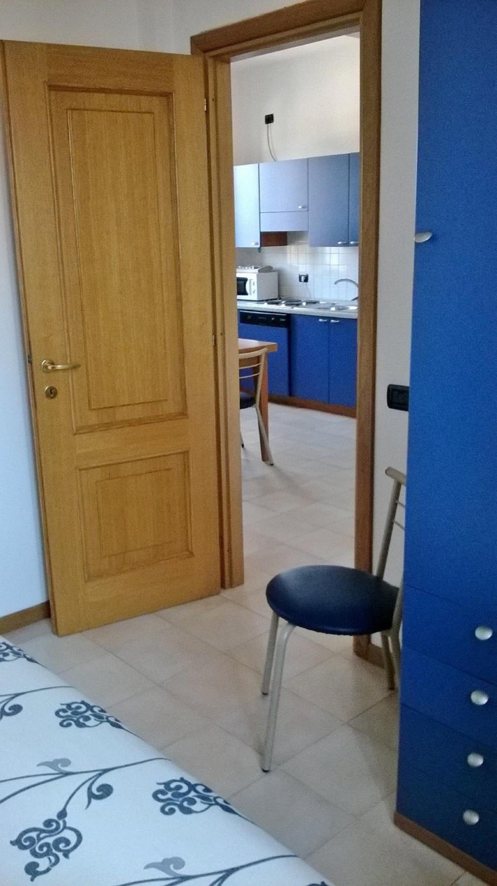 One-Bedroom Apartment photo 3