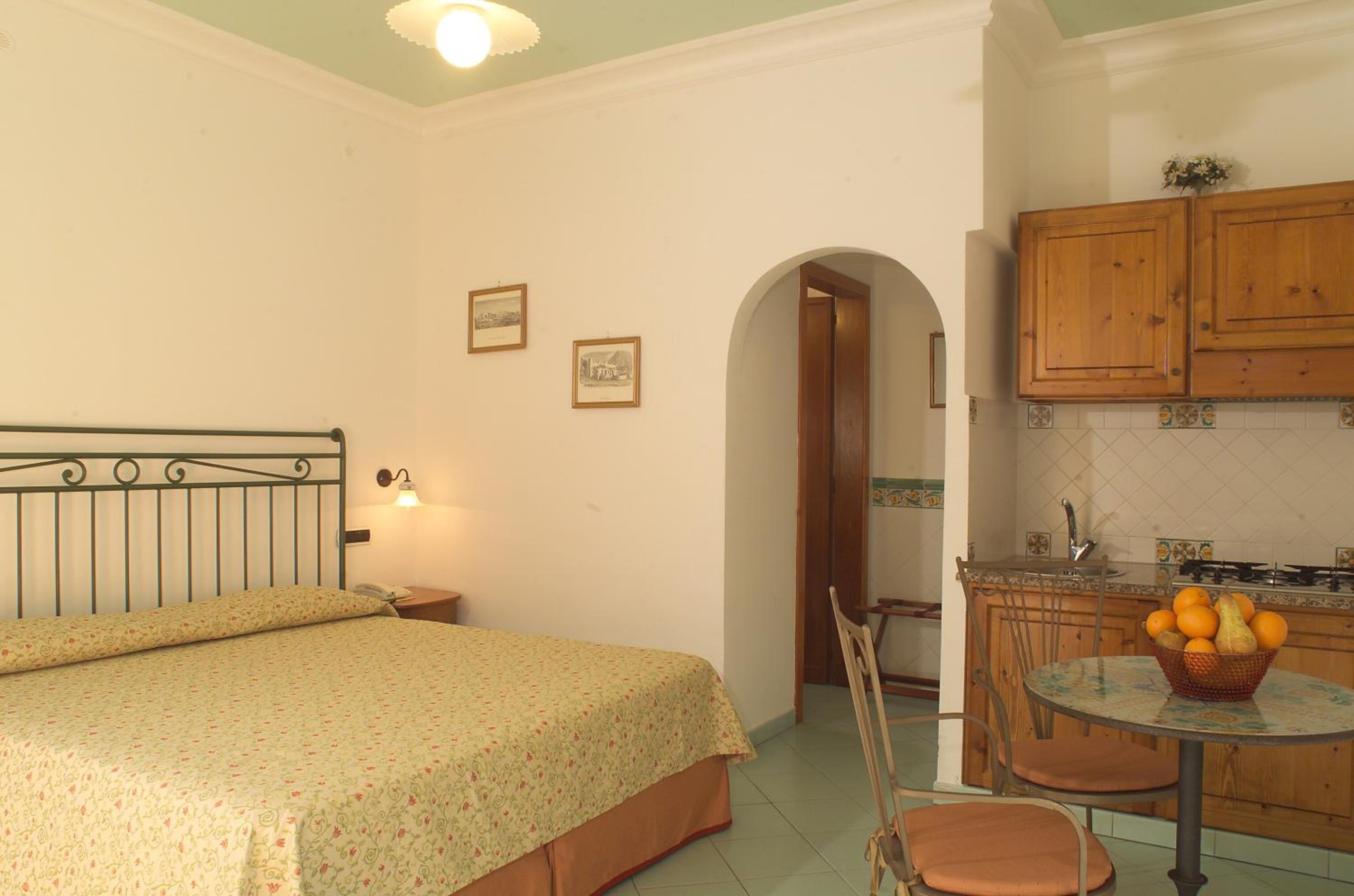 Studio (3 Adults)
