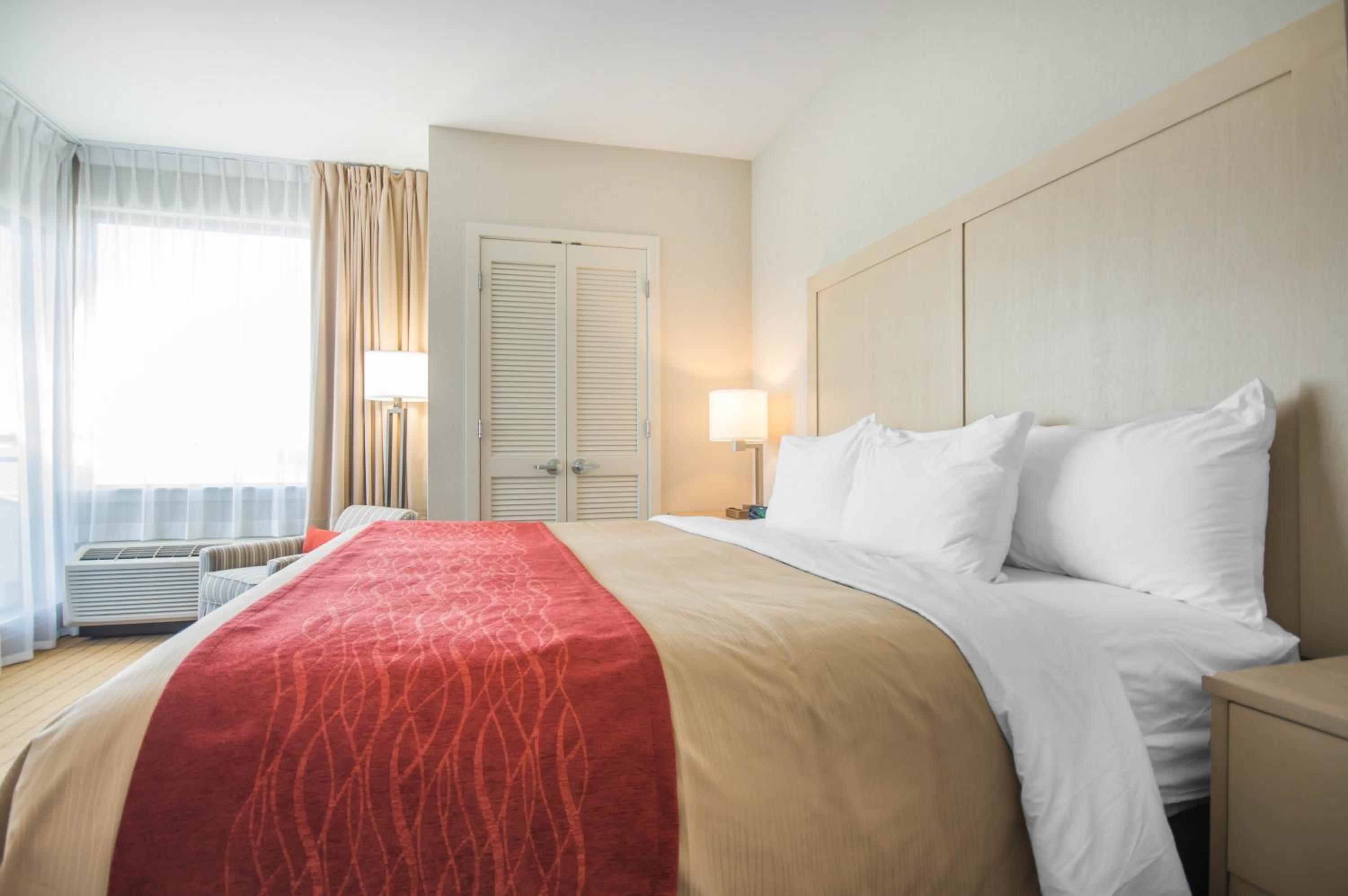 King Suite with Ocean View