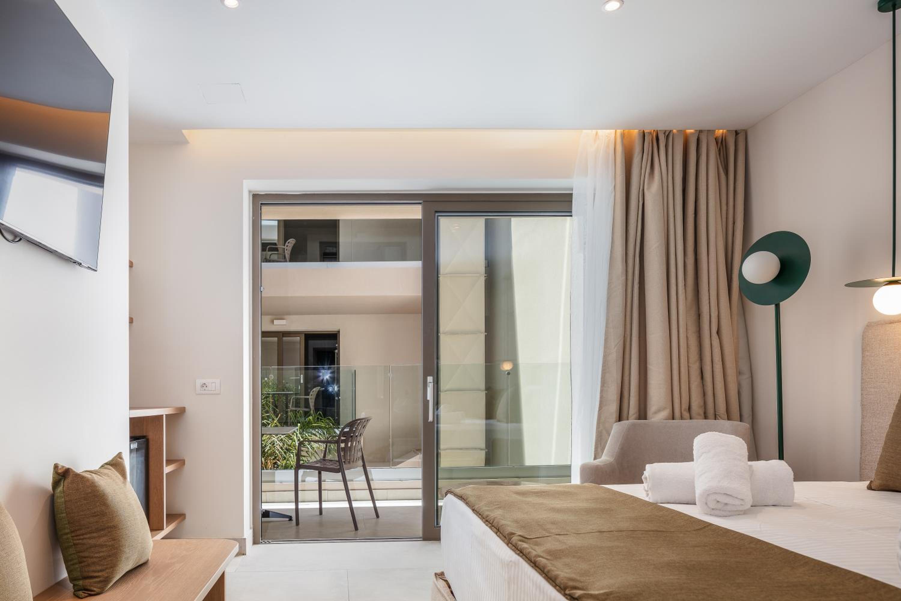 Standard Room - Photo 4