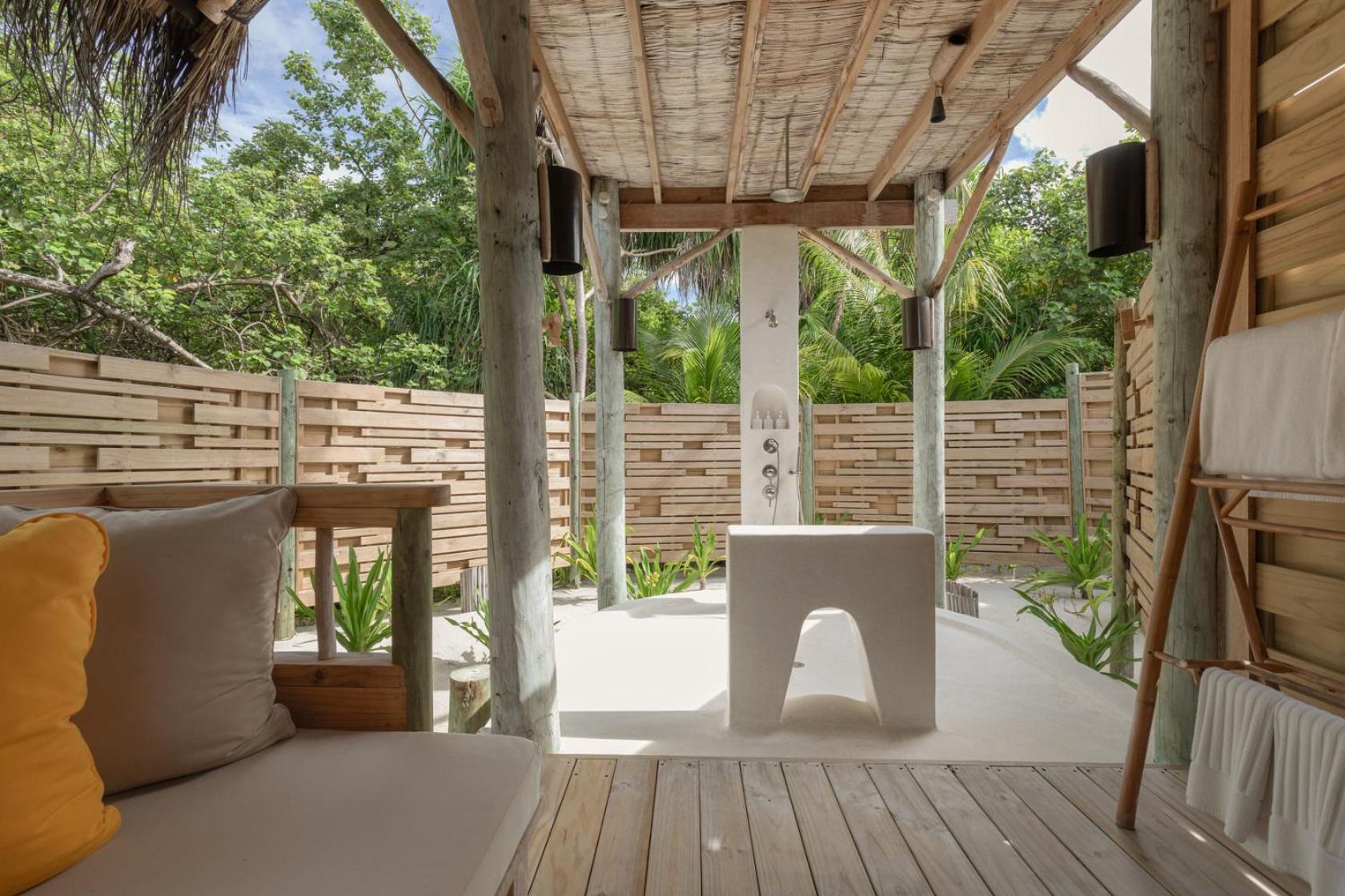 Two Bedroom Ocean Beach Villa with Pool photo 2