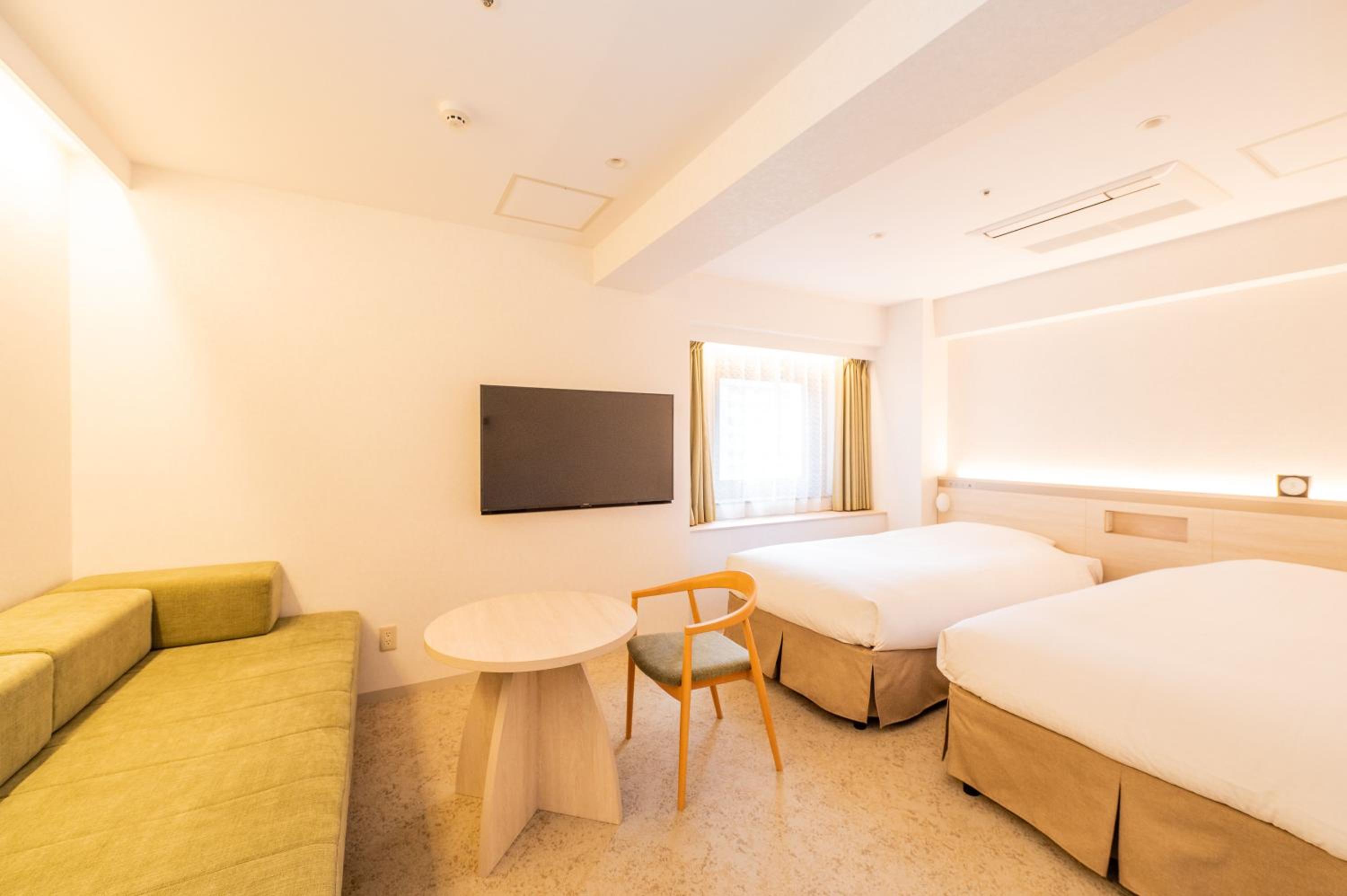 Deluxe Twin Room(1 Adult) - Main Building - Non Smoking
