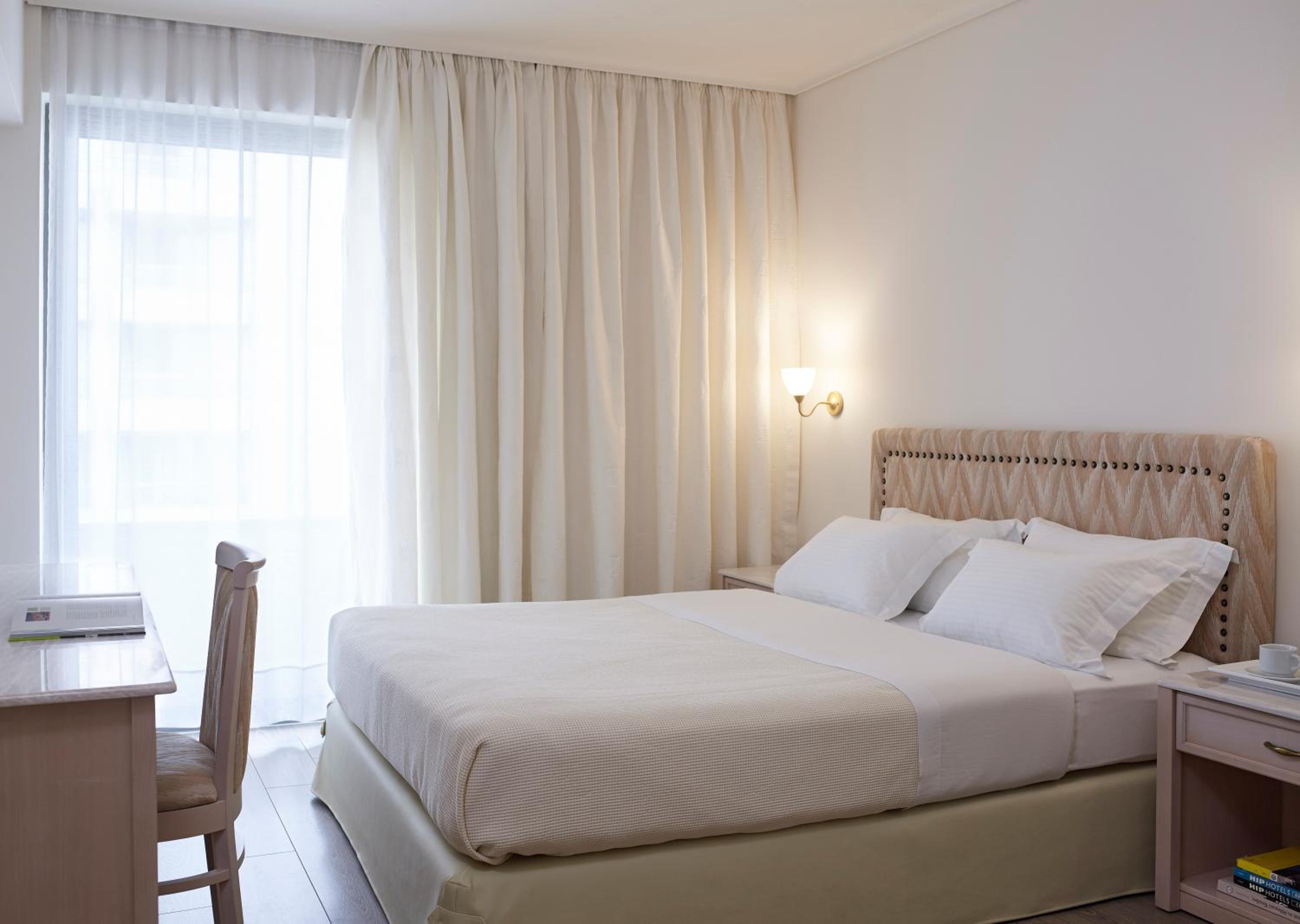 Classic Double Room with Extra Bed Side Sea View