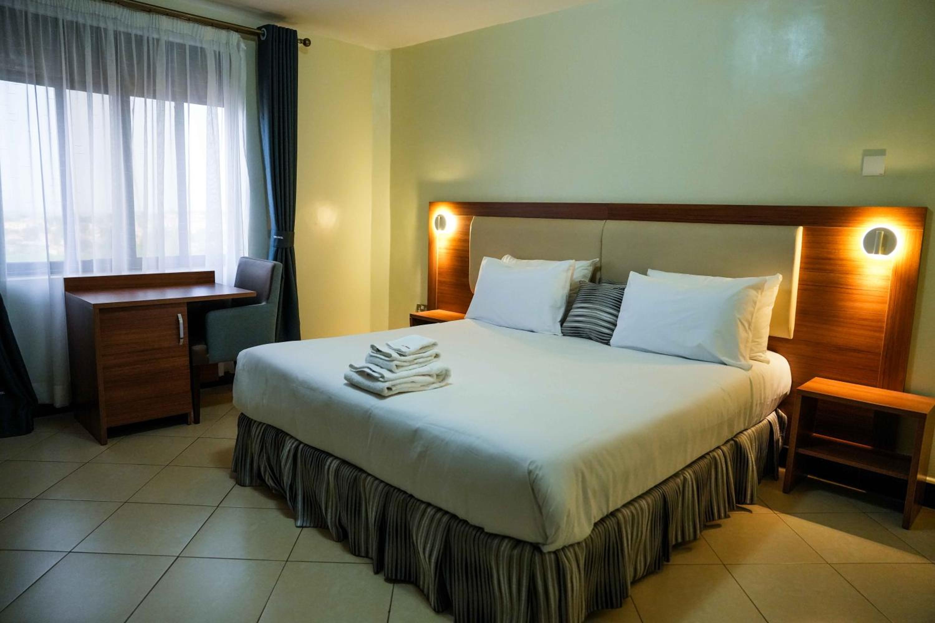 Deluxe Suite