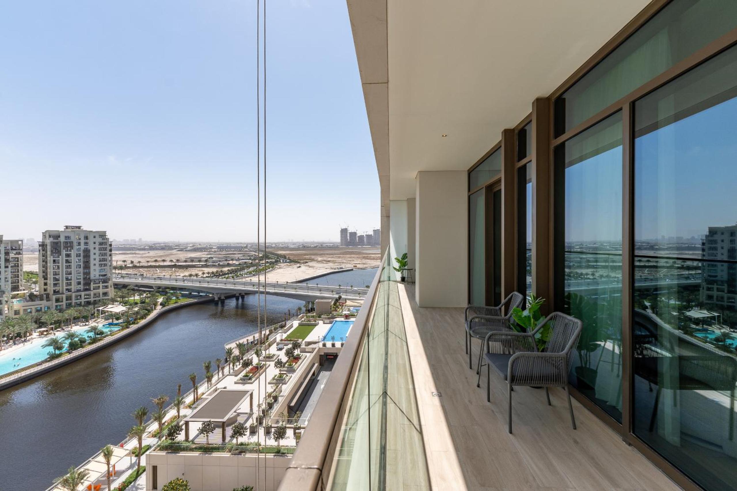 Two-Bedroom Apartment with Balcony photo 3
