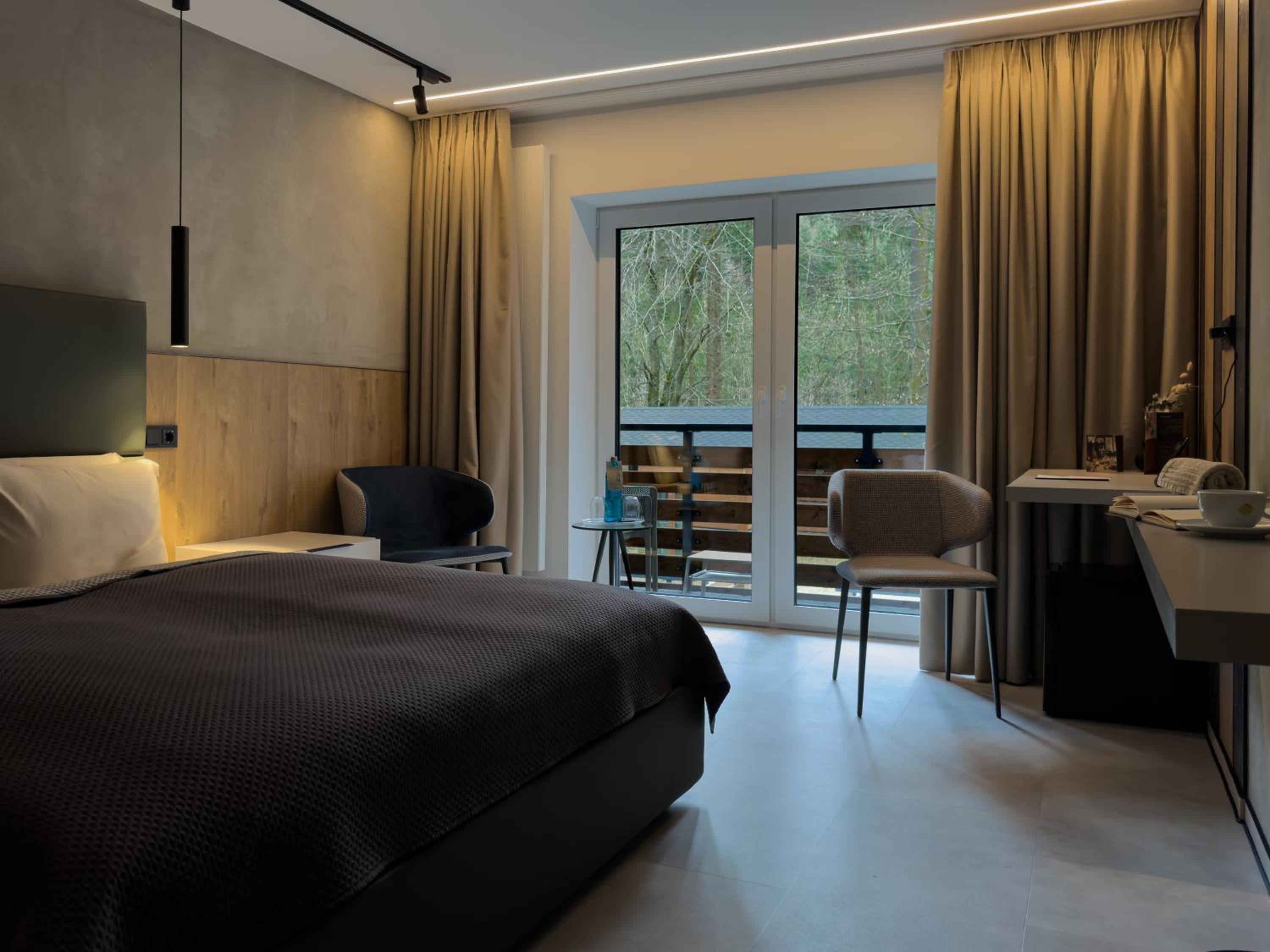 Two Interconnecting Double Rooms