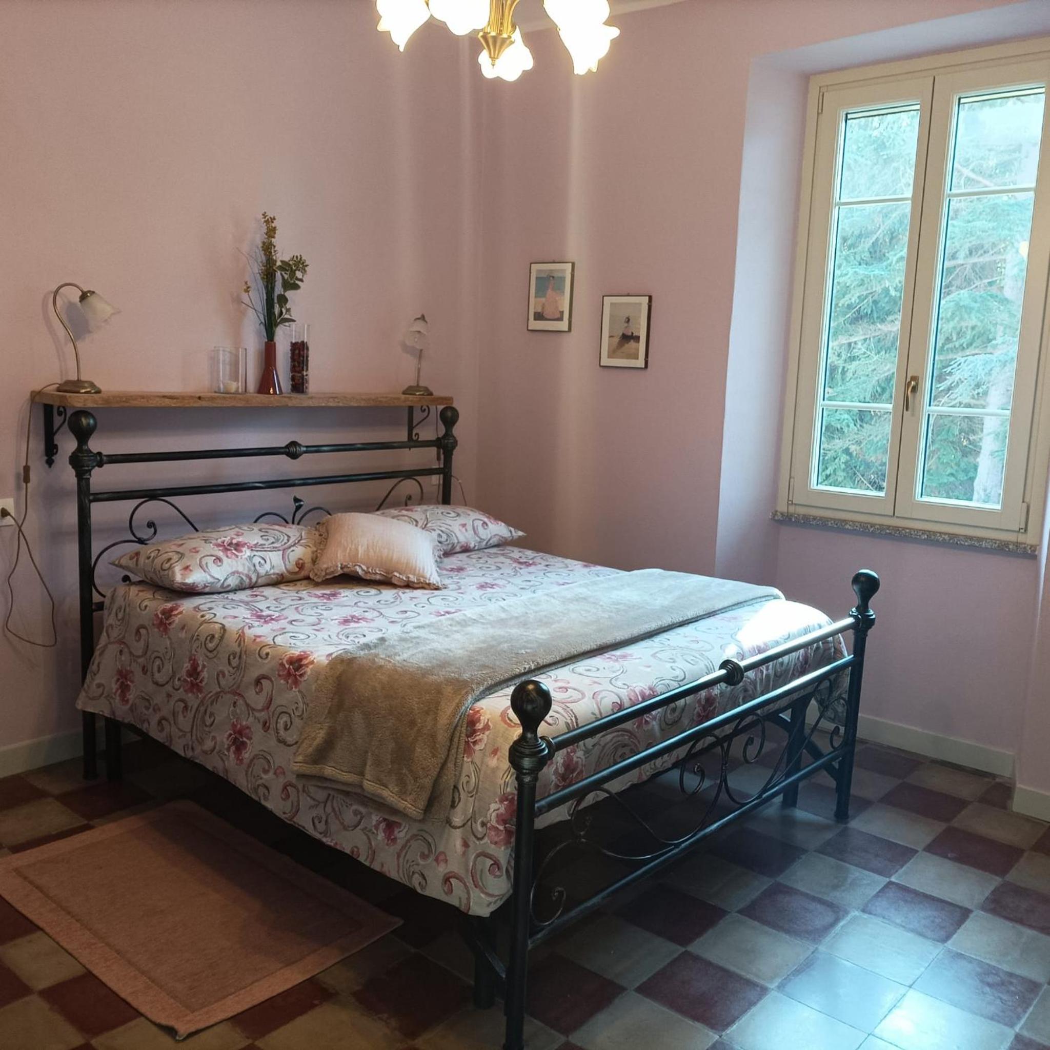 Deluxe King Room with Private Internal Bathroom photo 3