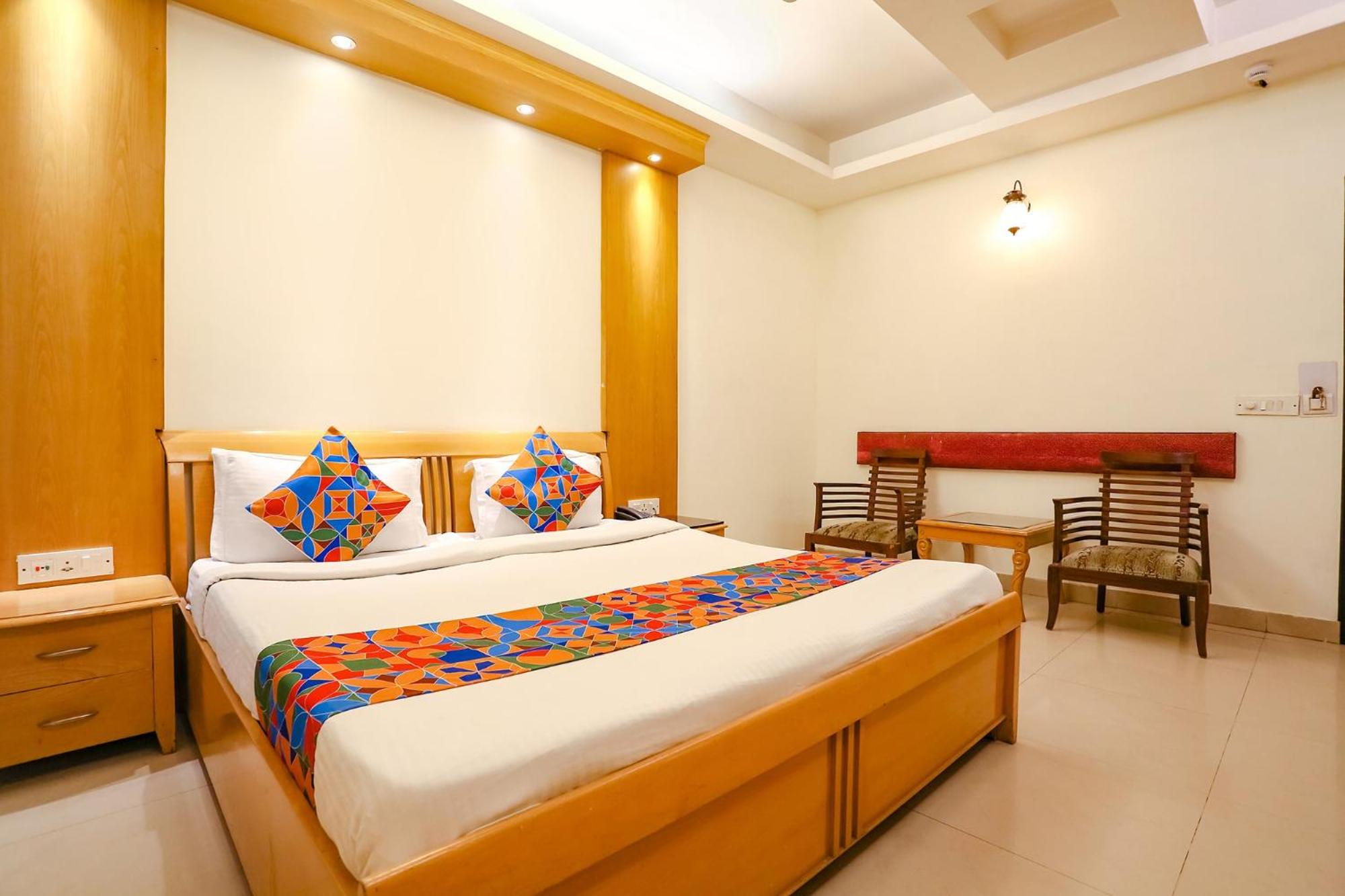 Deluxe Room - Photo 1