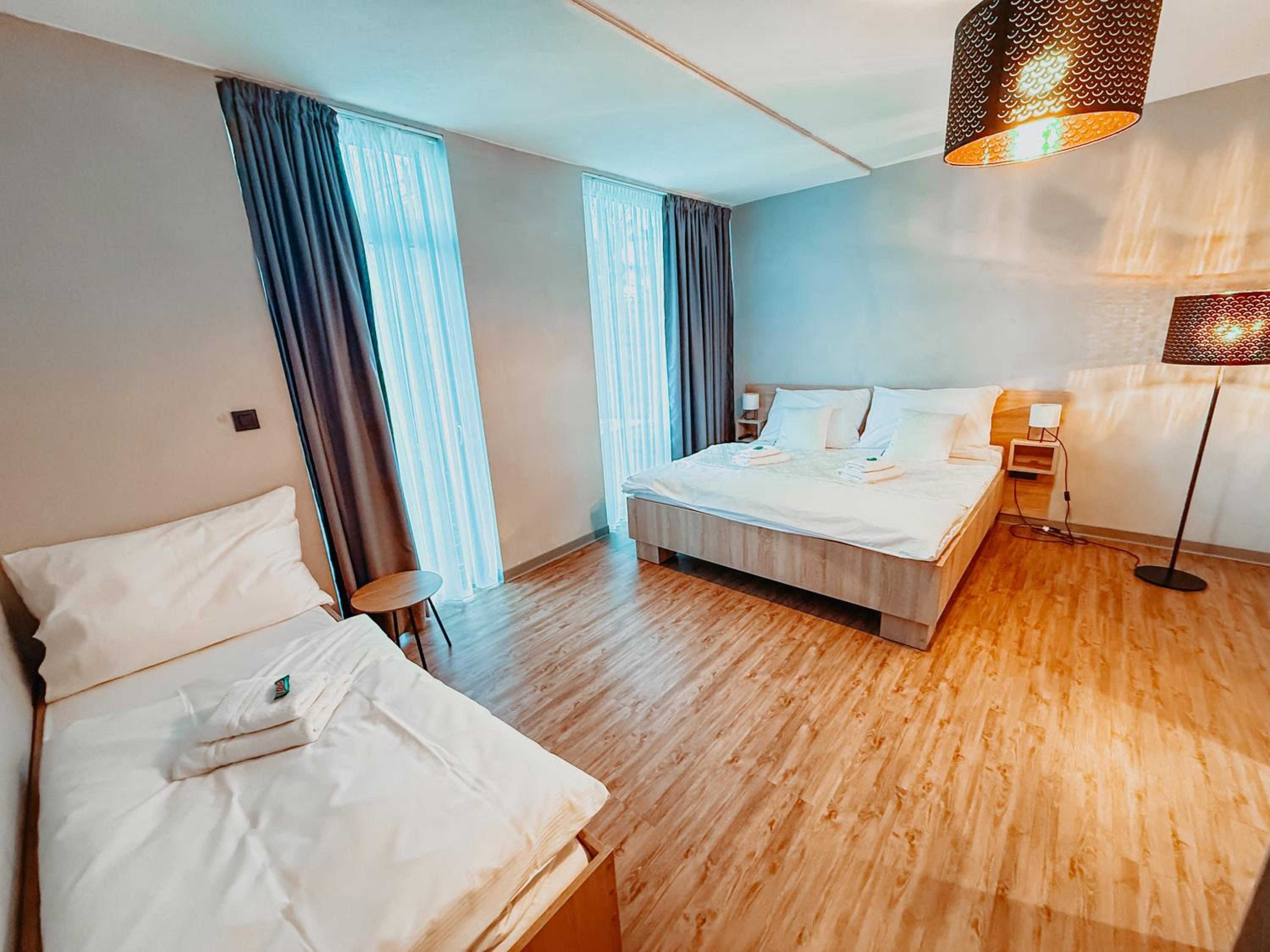 Triple Room with Pool View