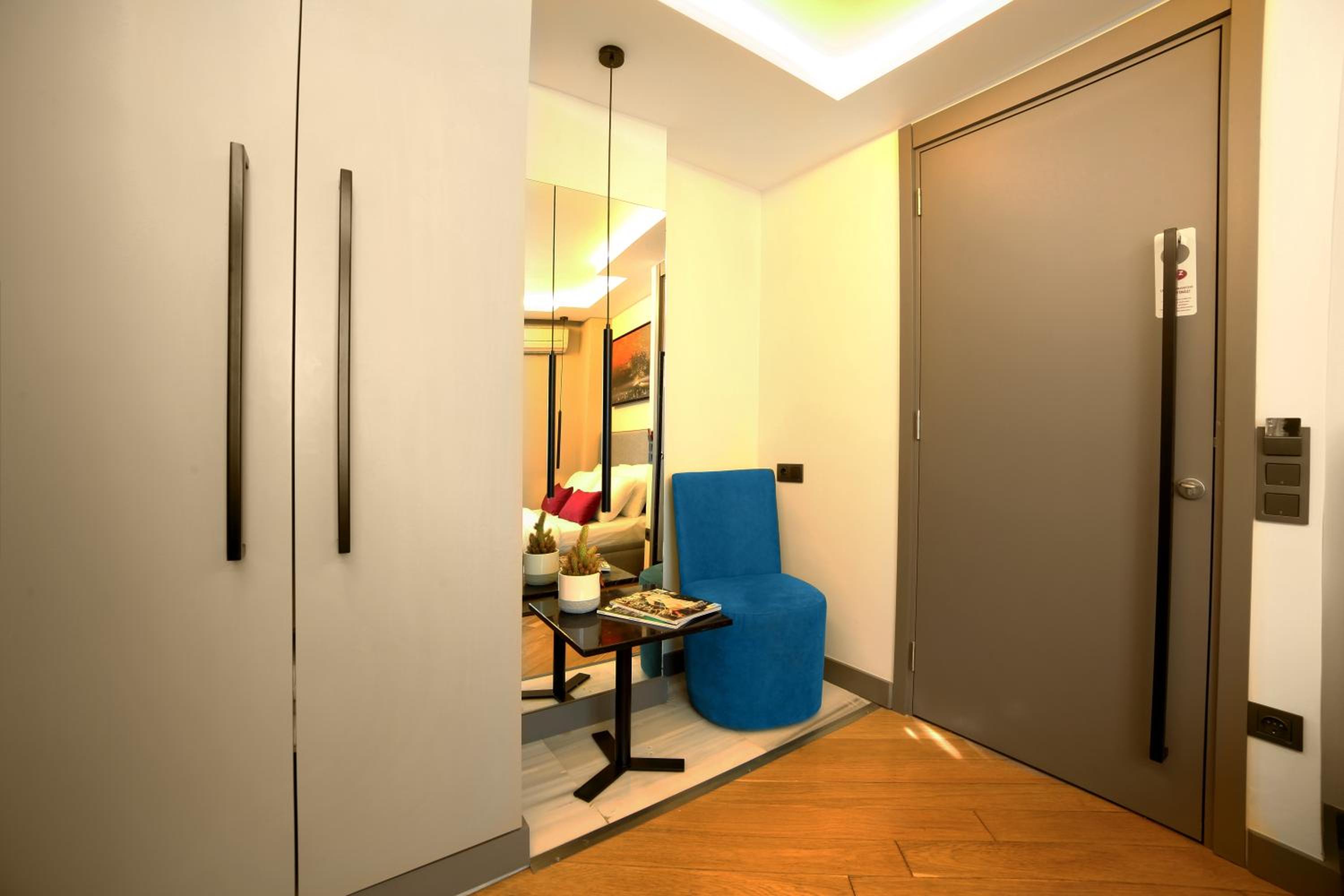 Budget Double Room photo 3