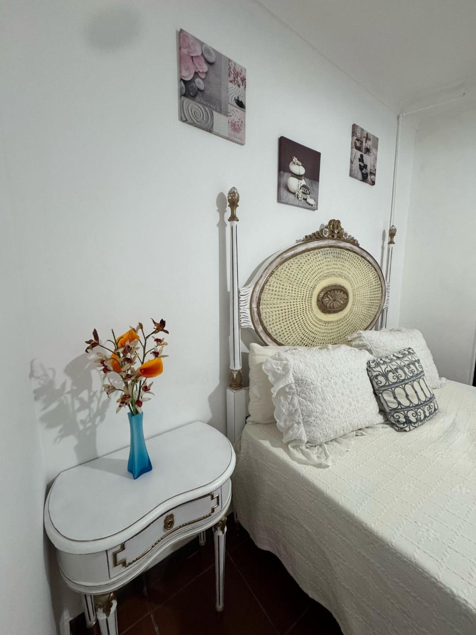 Deluxe Suite - Photo 6