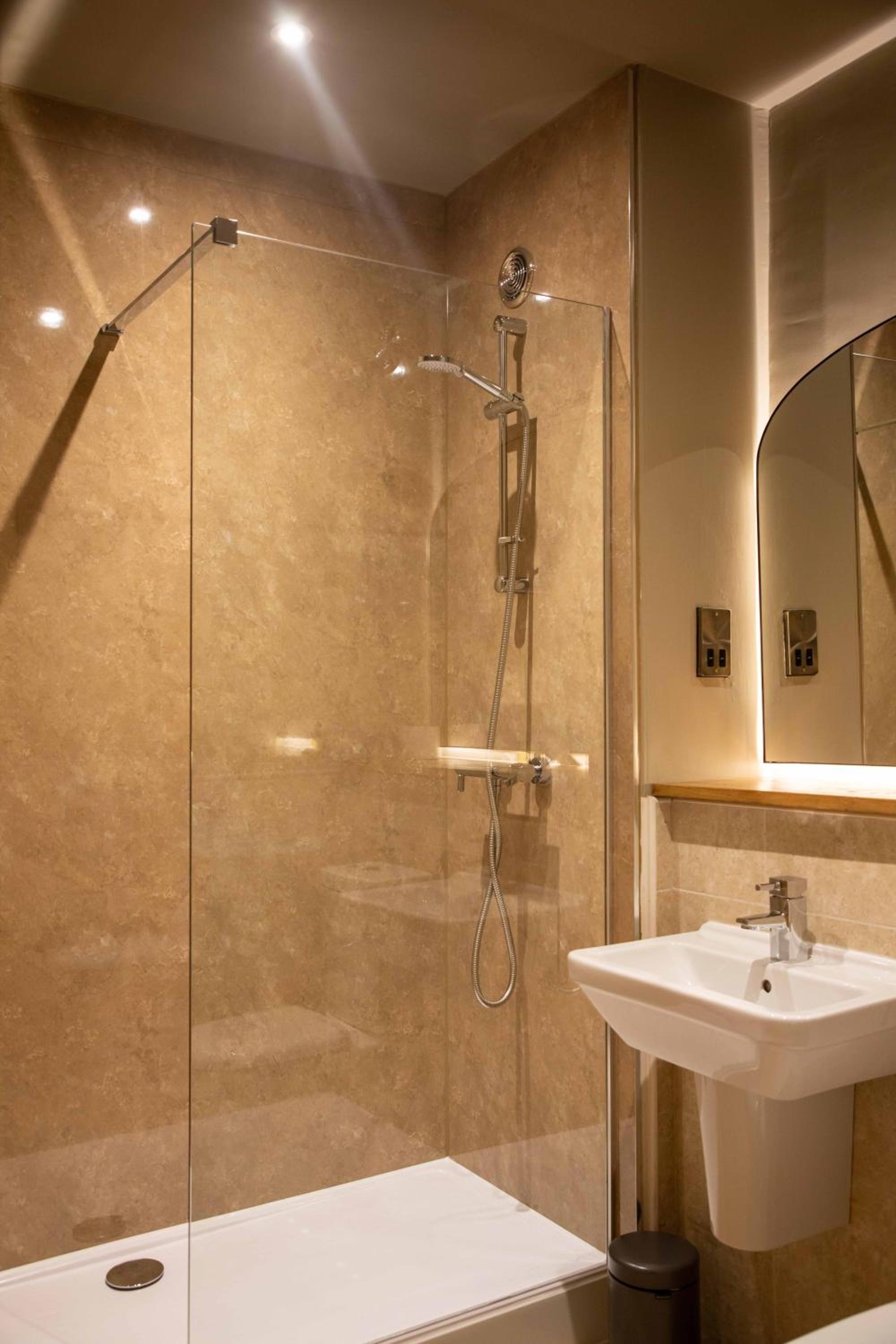 Executive Double Room - Photo 1