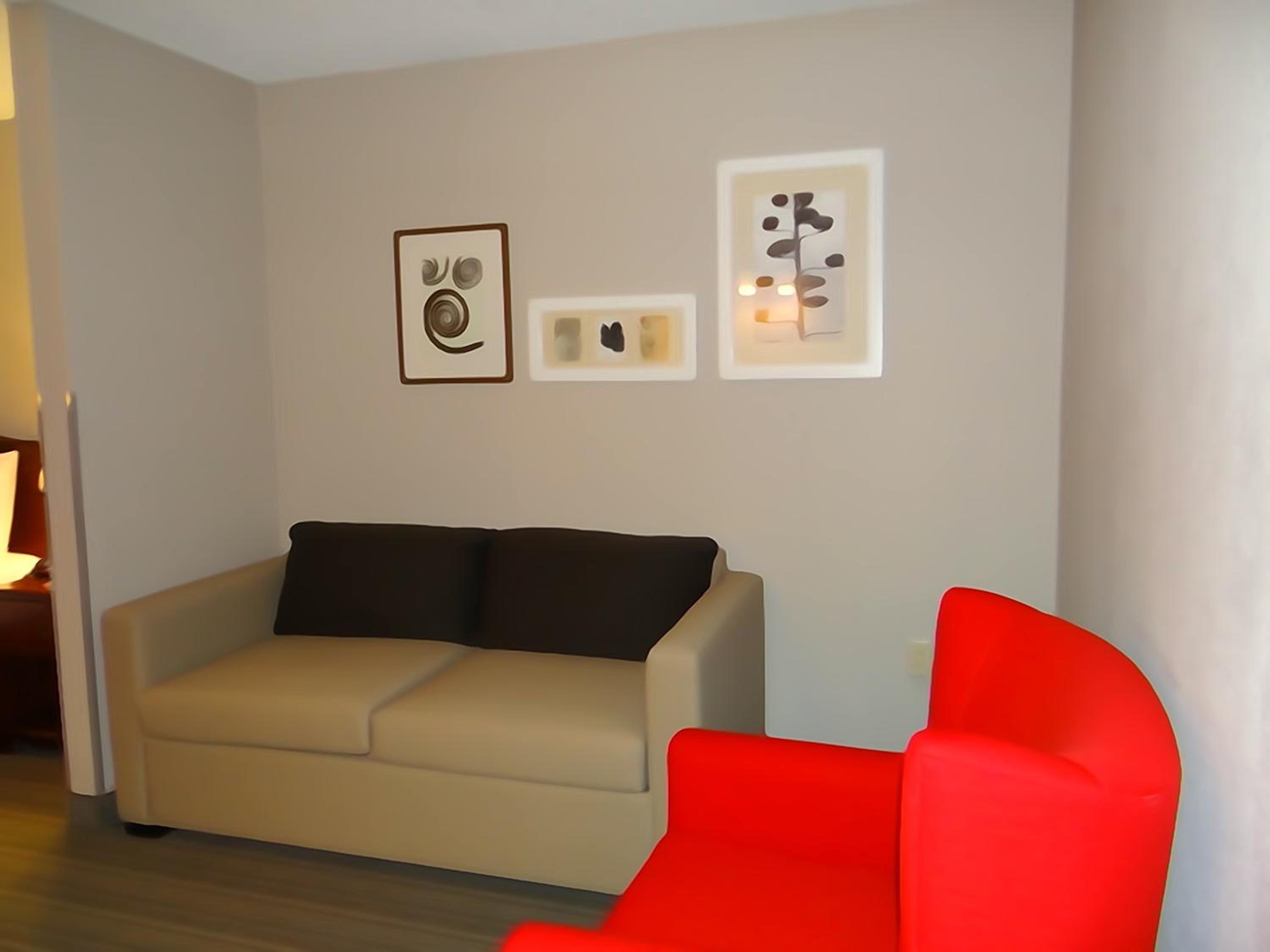 King Studio - Non-Smoking - Photo 1