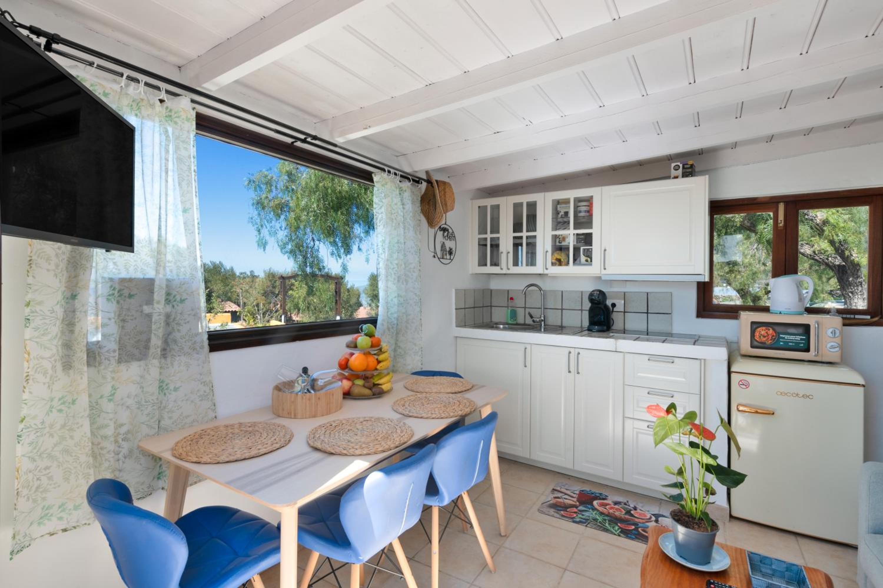 One-Bedroom Apartment with Garden View