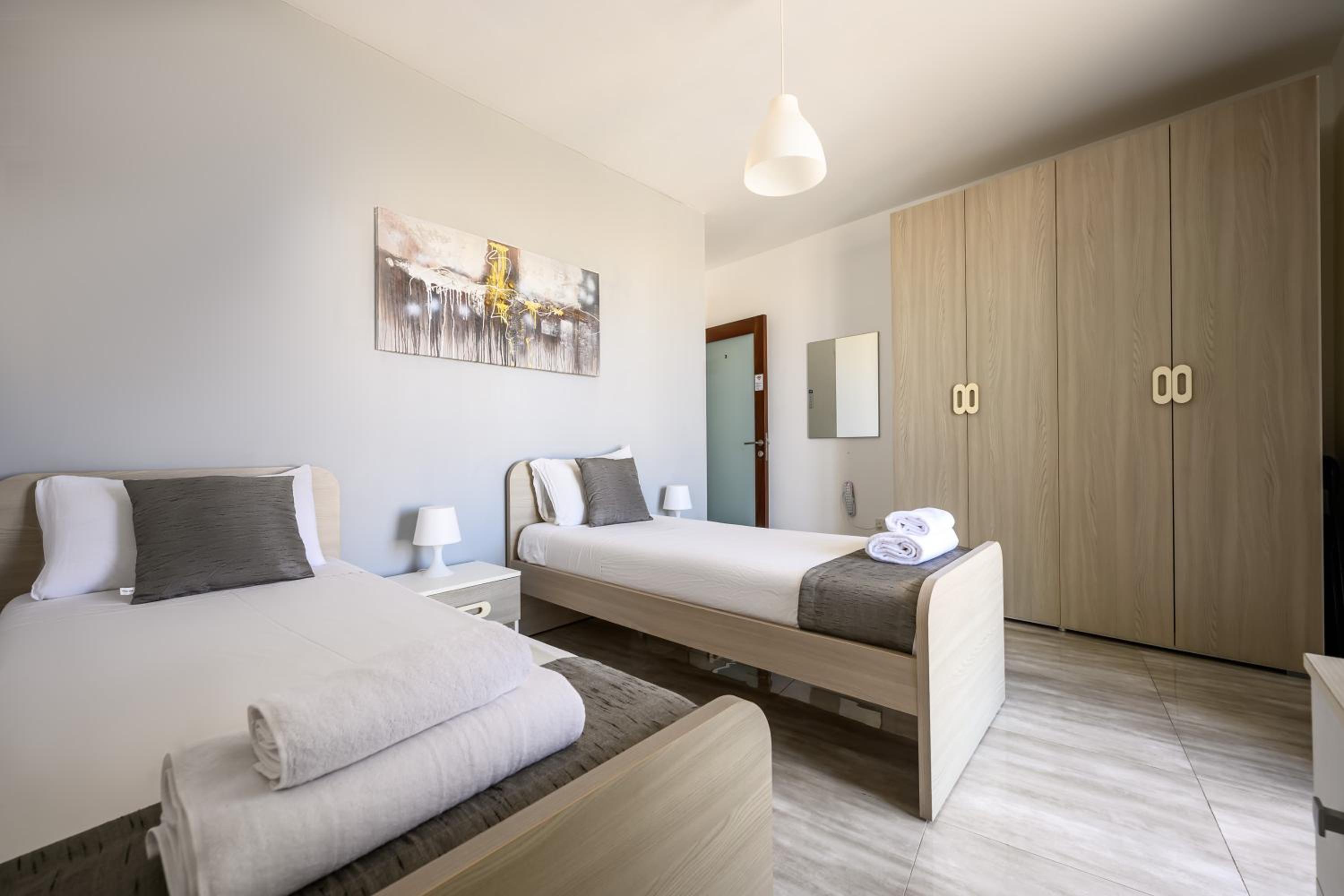 Double Room With Shared Bathroom