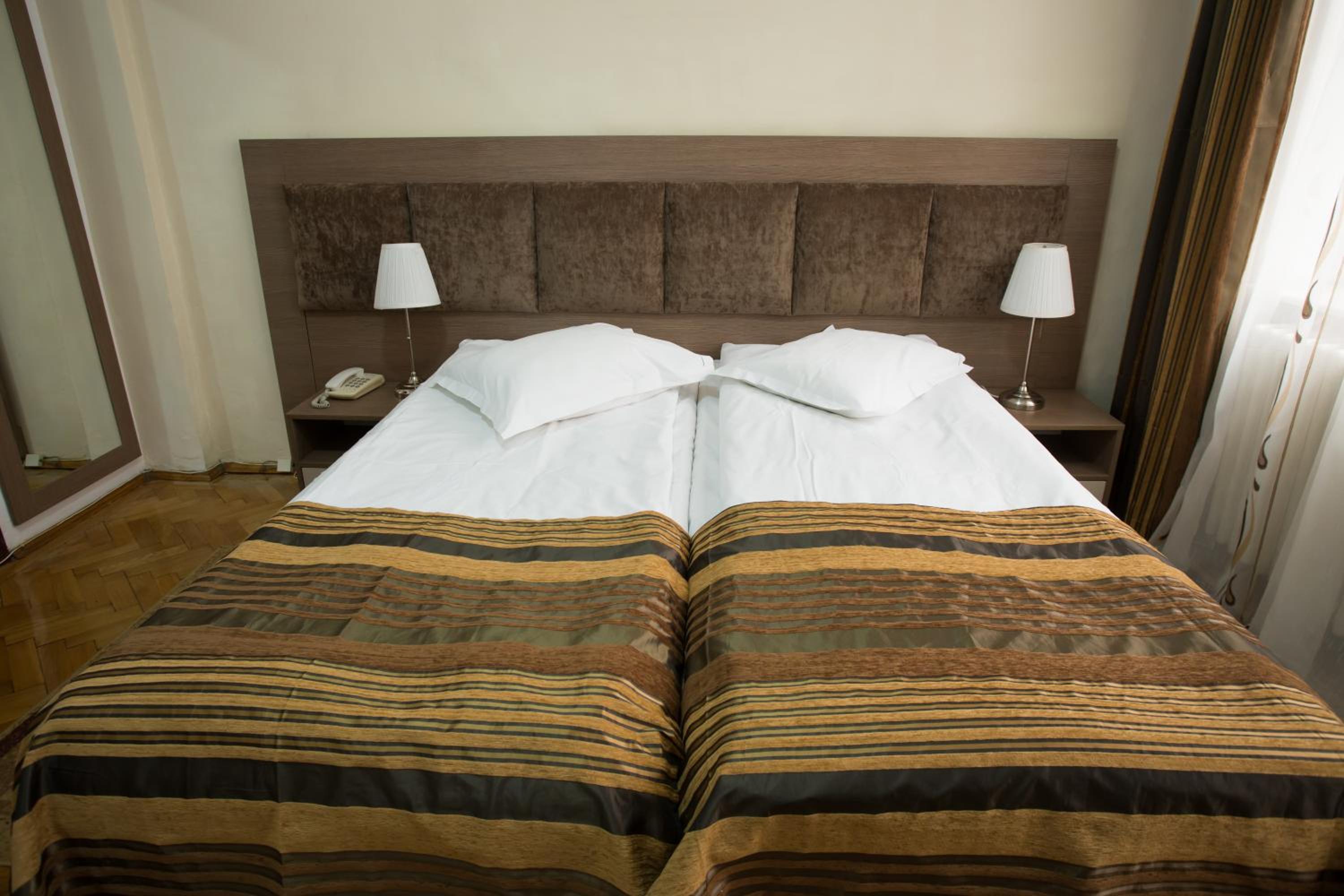 Double or Twin Room photo 3