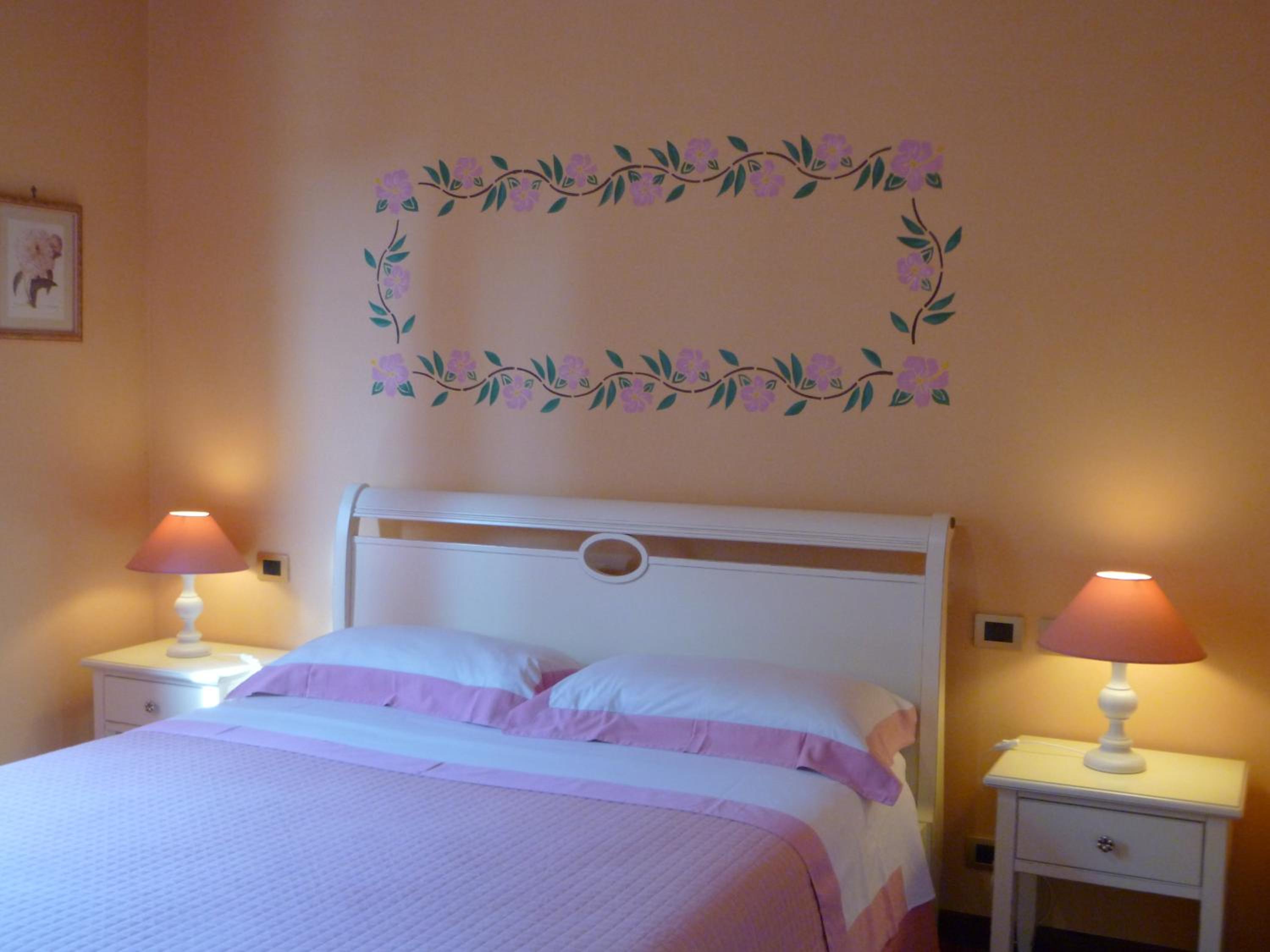 Double Room with Extra Bed - Photo 2