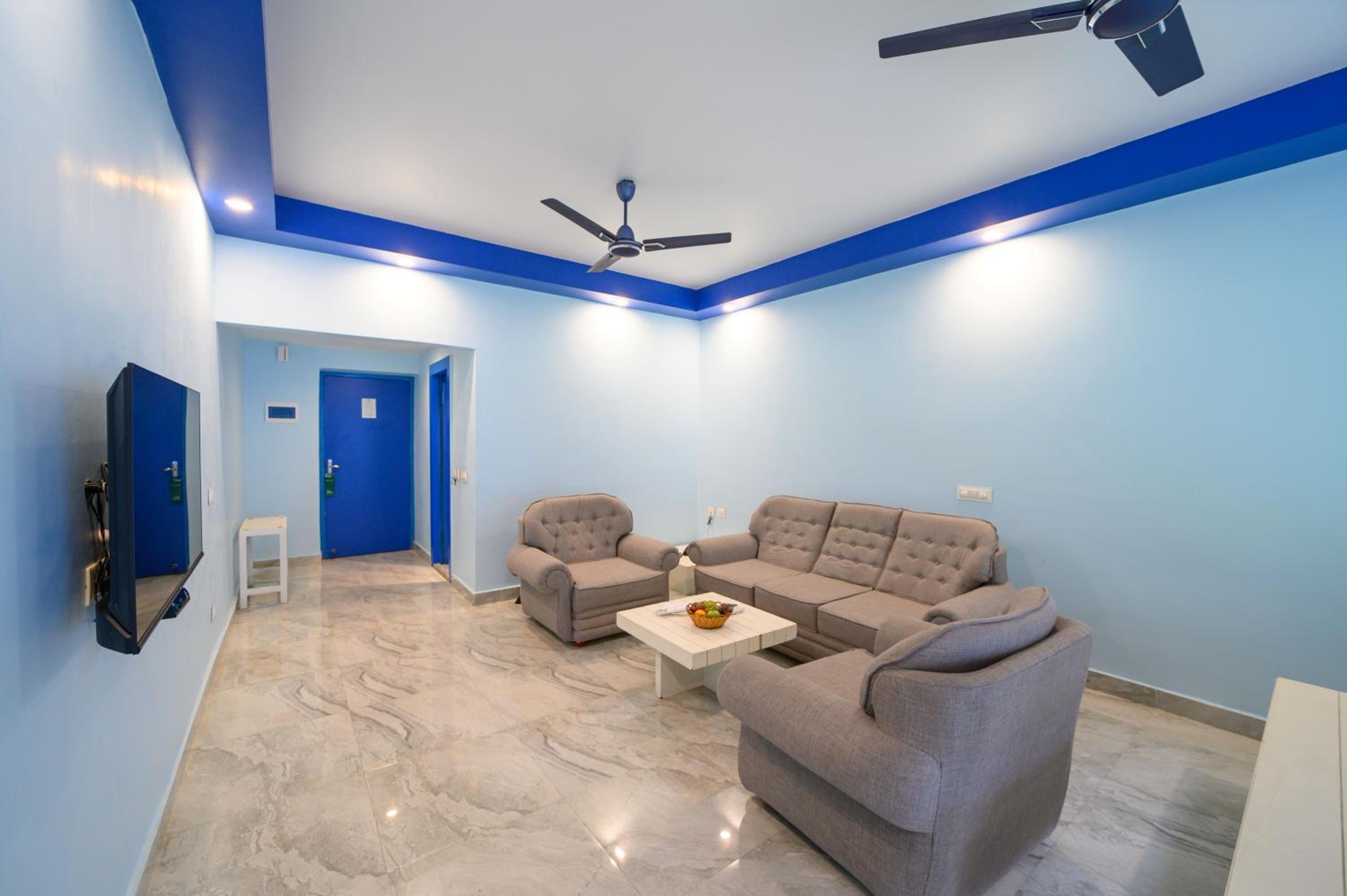 Suite - Photo 3