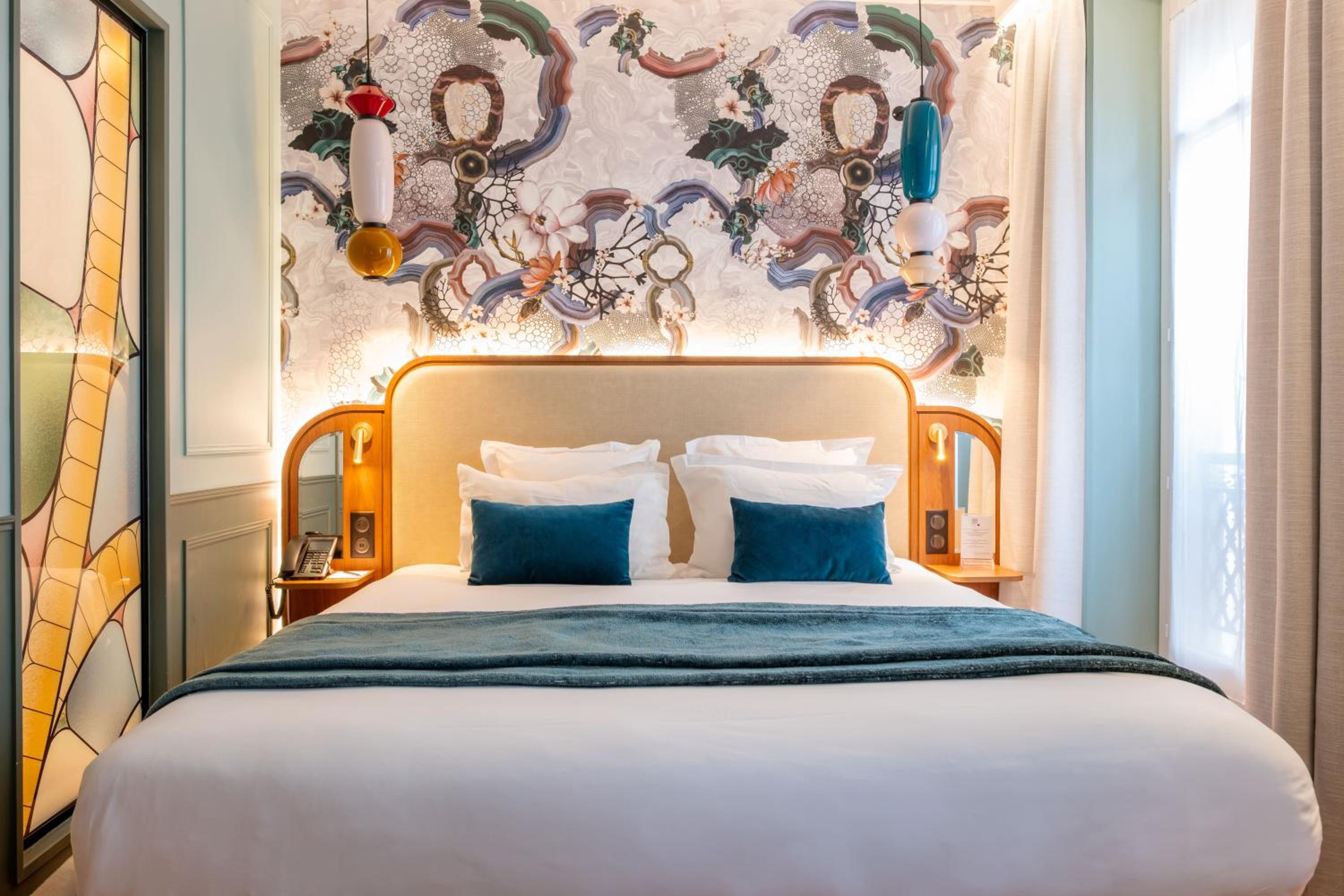 Grand Hotel Saint Michel bedroom photo