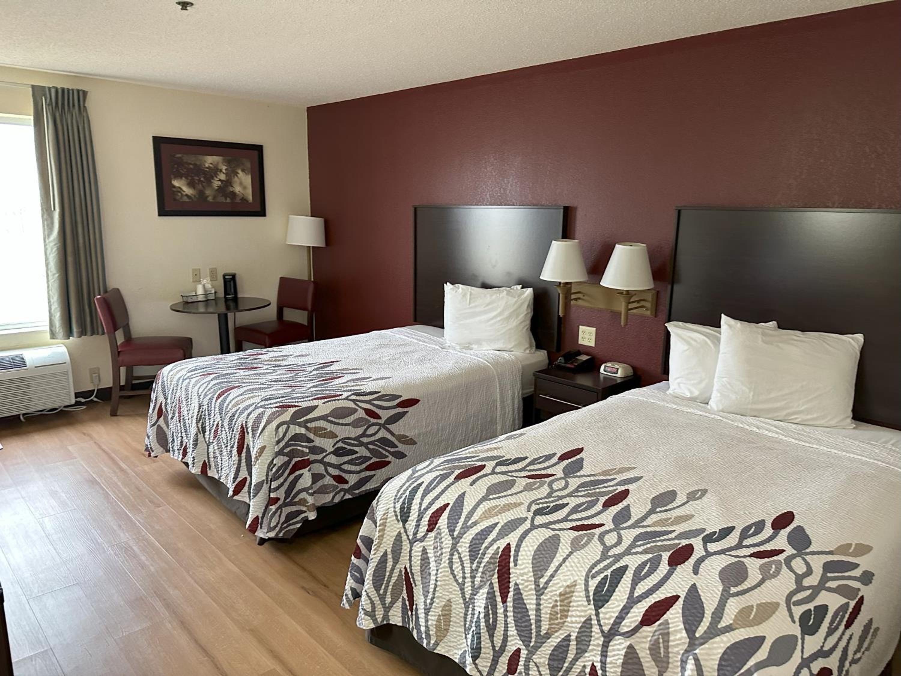 Deluxe Double Room with Two Double Beds - Non-Smoking - Photo 1