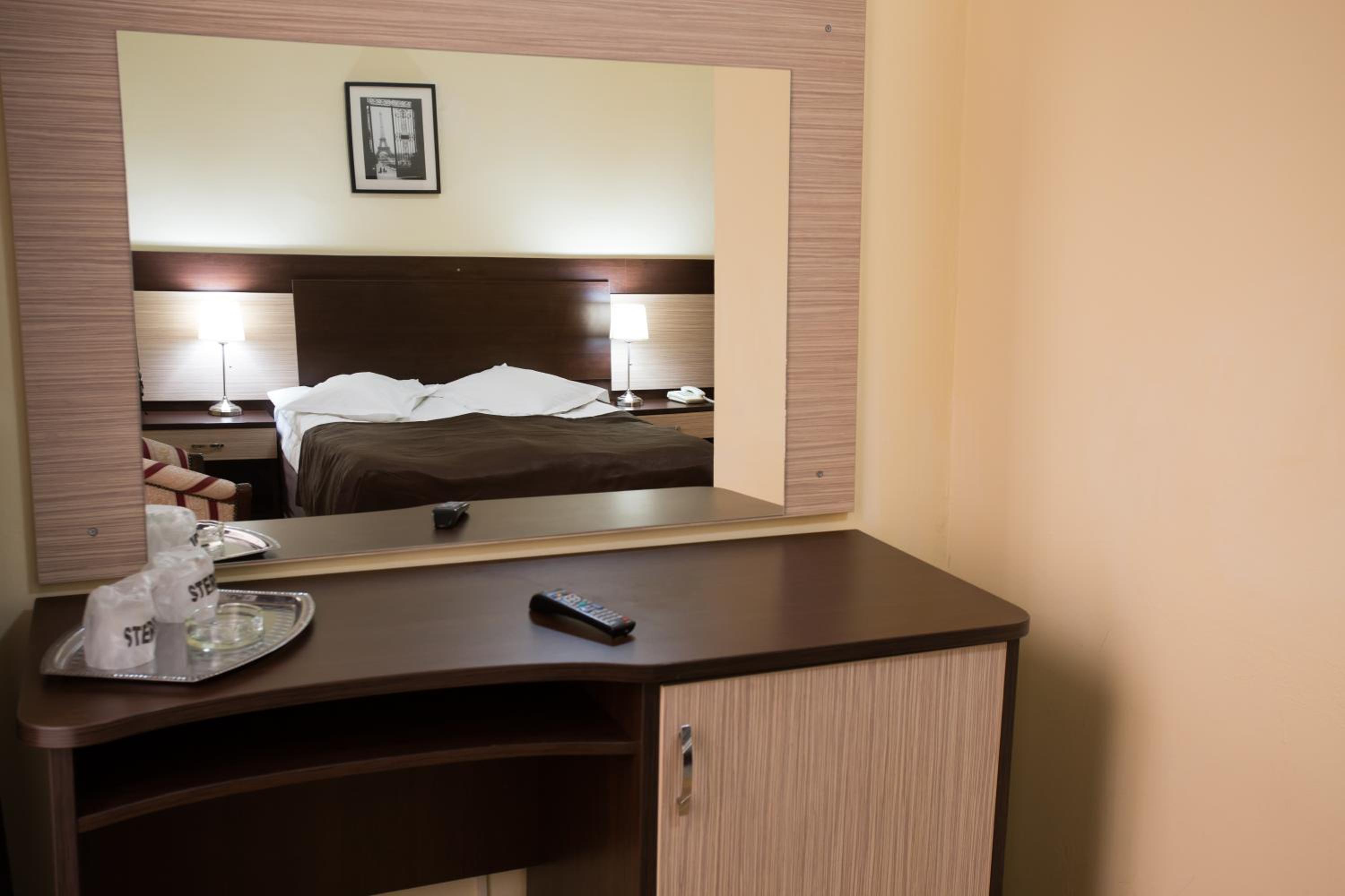 Double or Twin Room photo 2