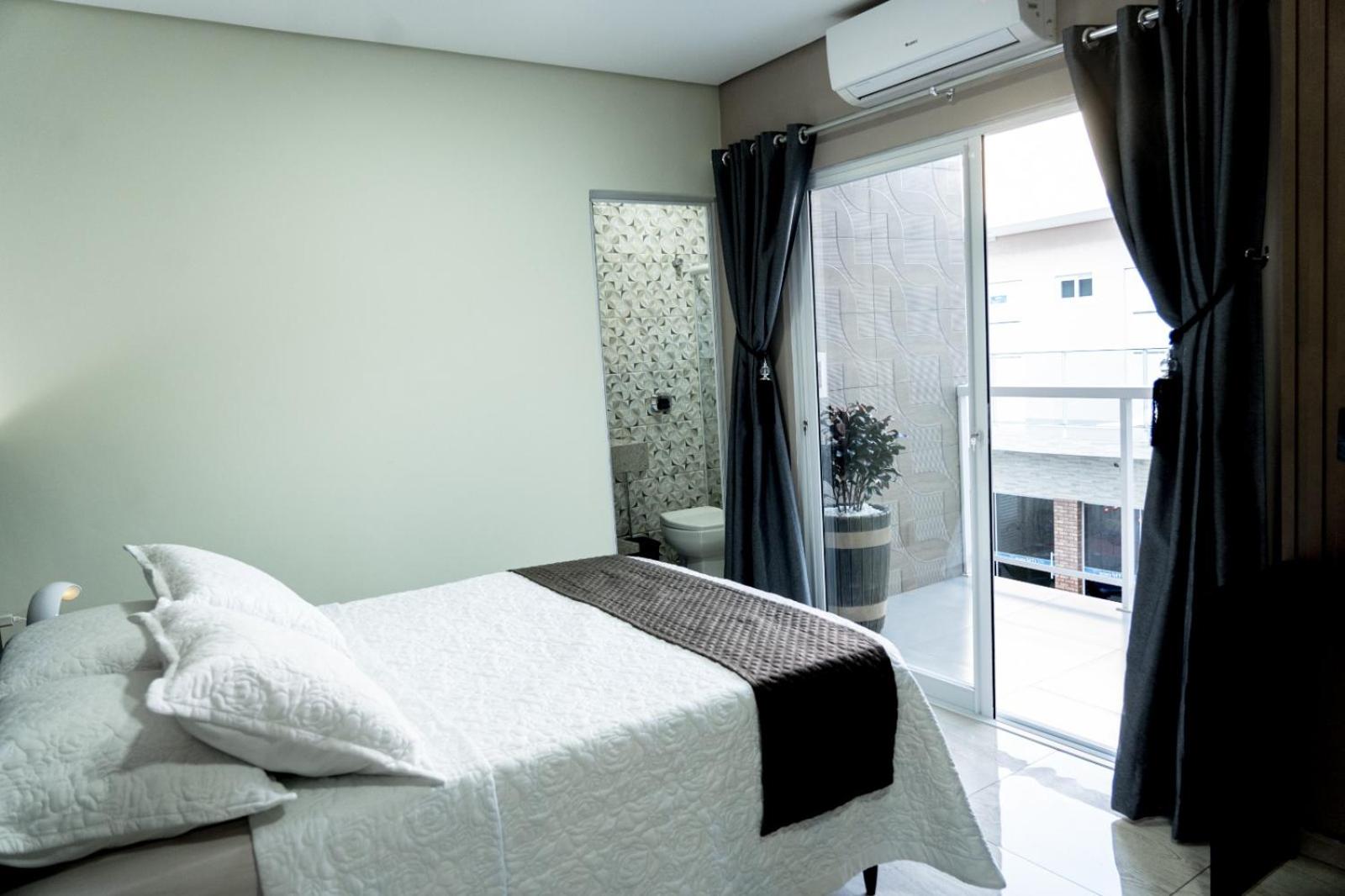 Deluxe Double Room with Balcony photo 2