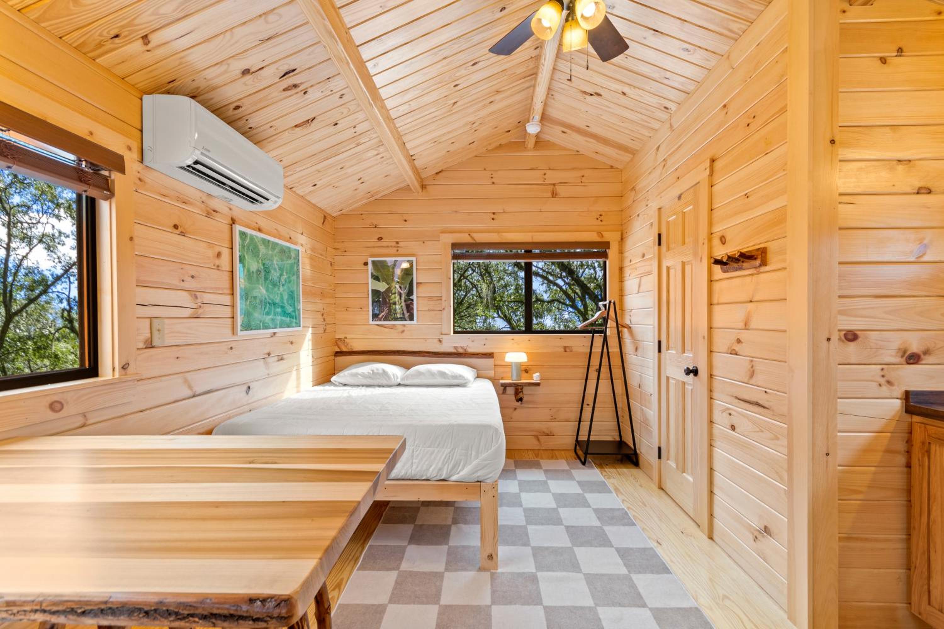 One-Bedroom Bungalow