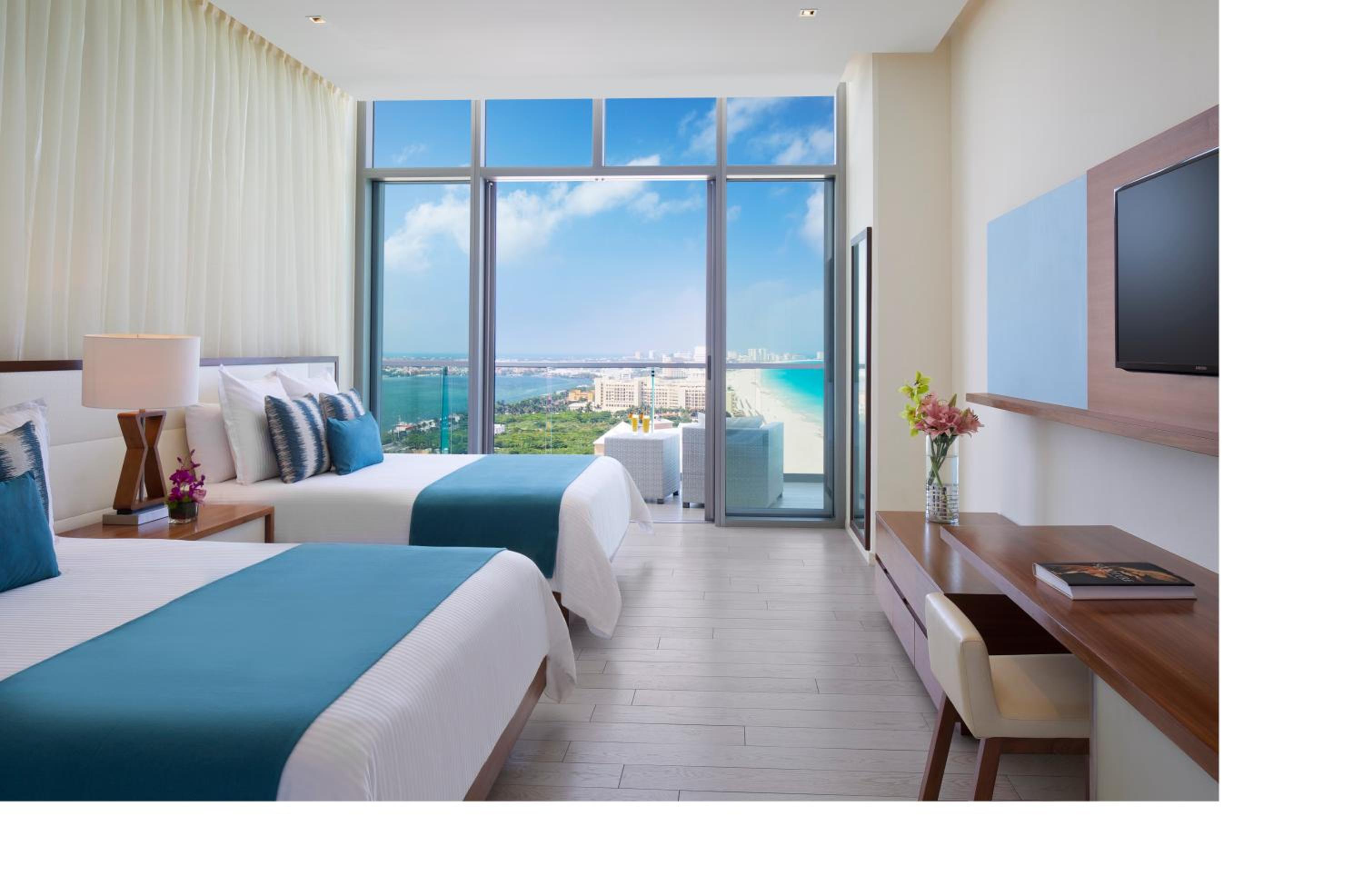 Deluxe Ocean View Double - Photo 1