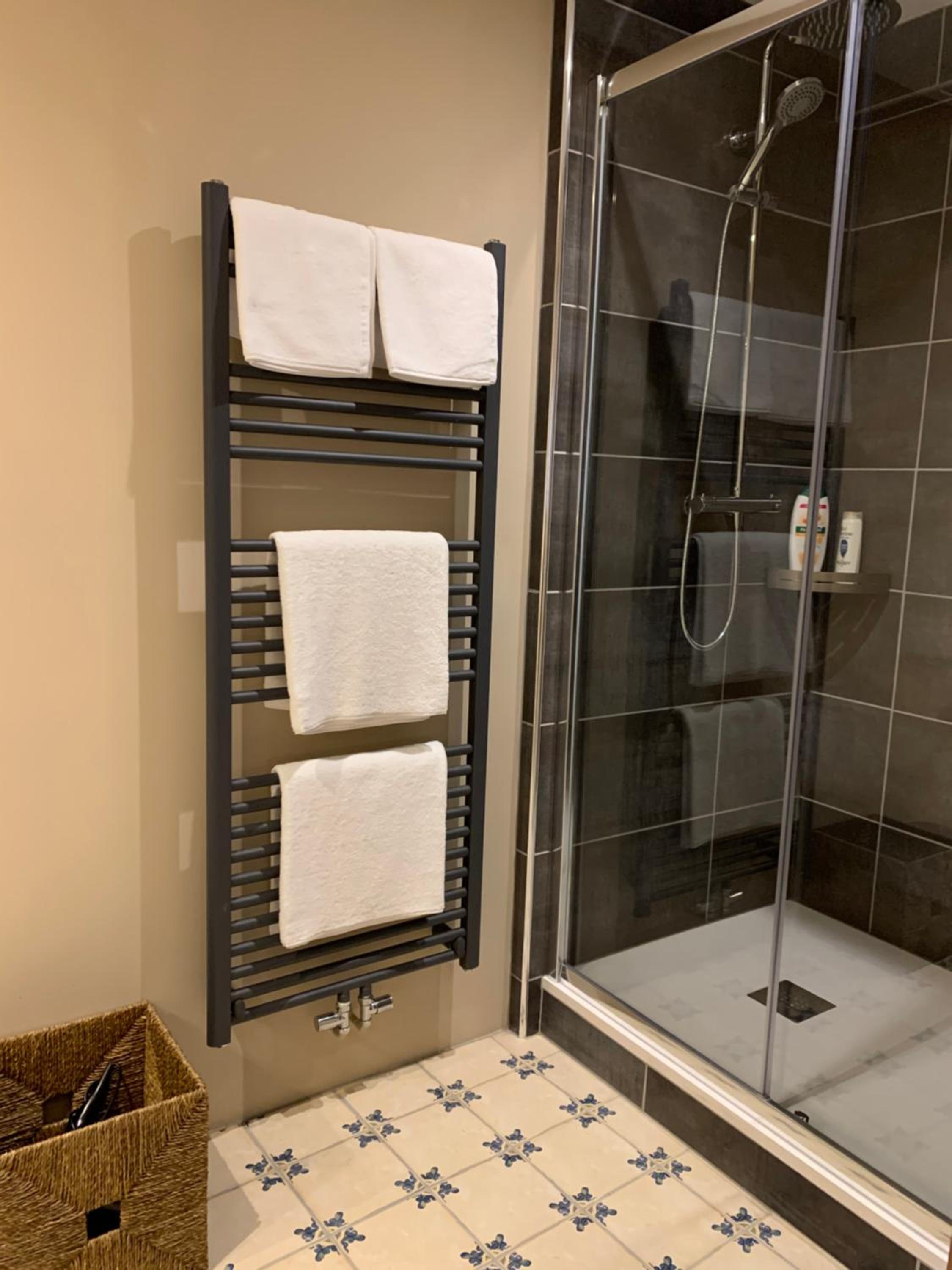 Deluxe Double Room - Photo 6