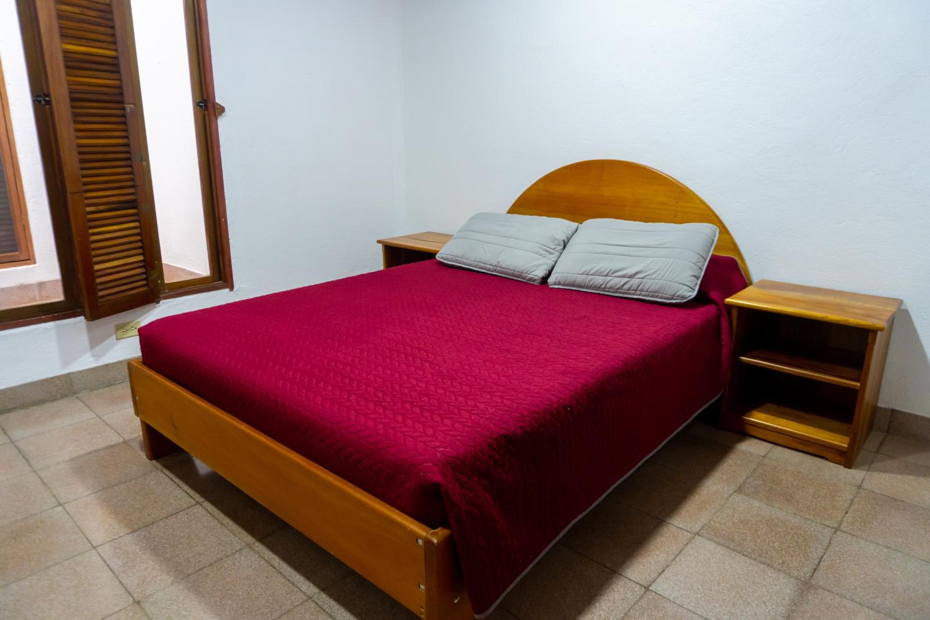 Three-Bedroom House photo 2